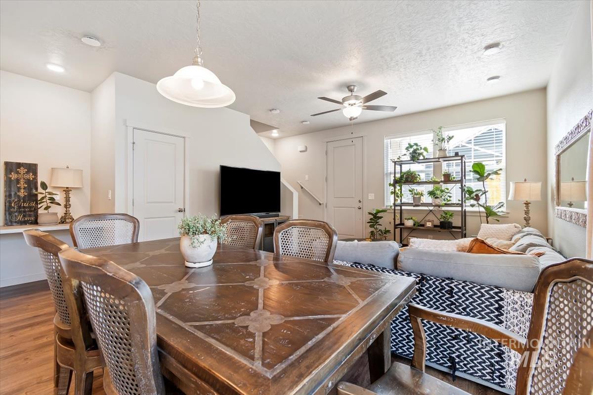 2314 E Spice Loop Unit: 1