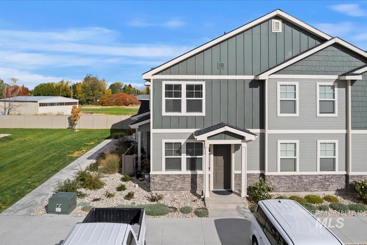 2314 E Spice Loop Unit: 1