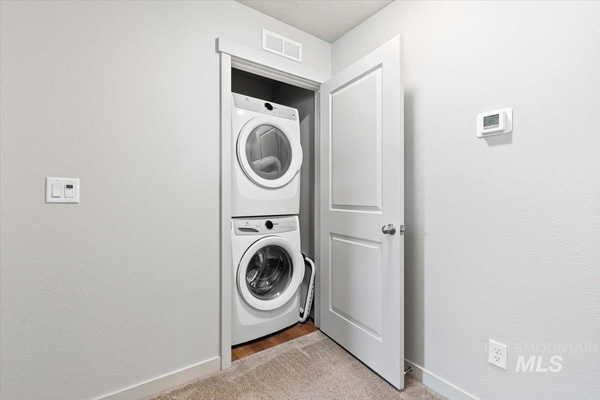 2314 E Spice Loop Unit: 1