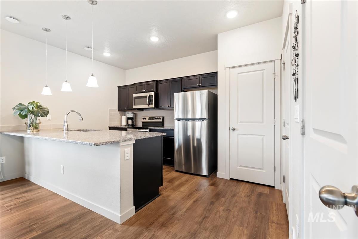 2314 E Spice Loop Unit: 1