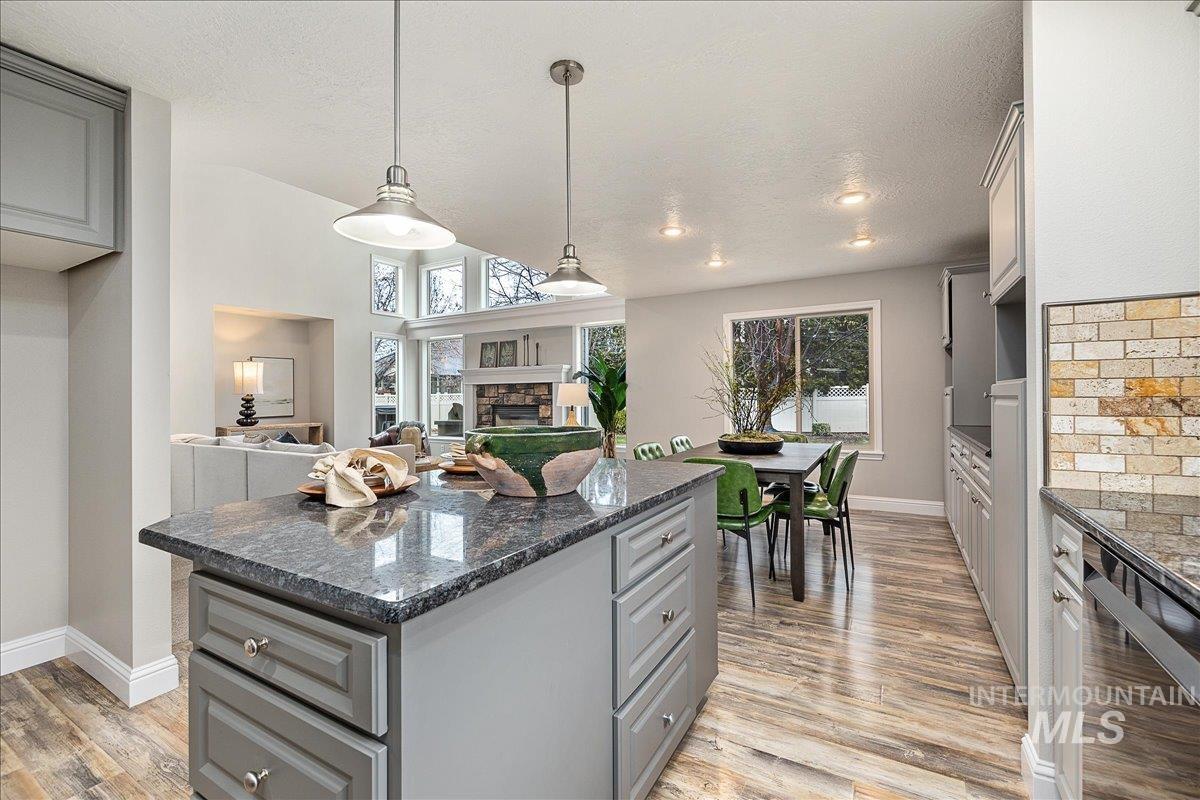 2580 W Bellagio Drive