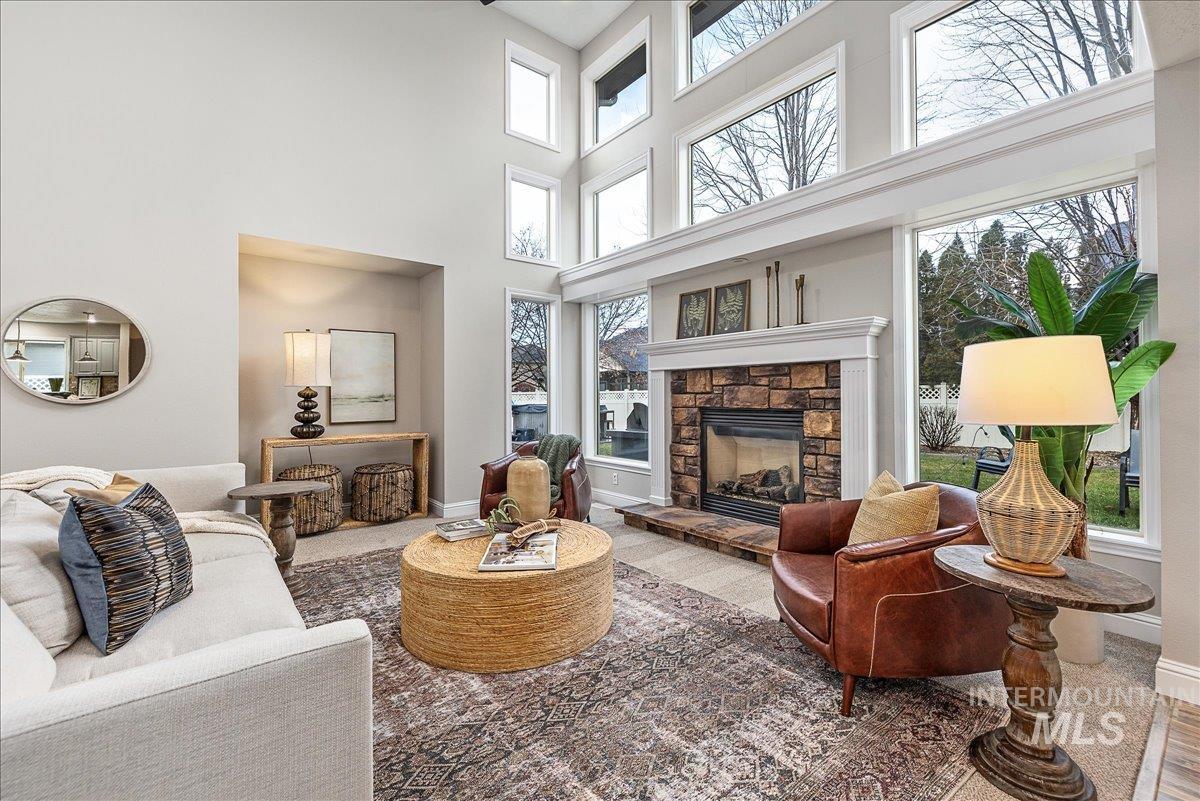 2580 W Bellagio Drive