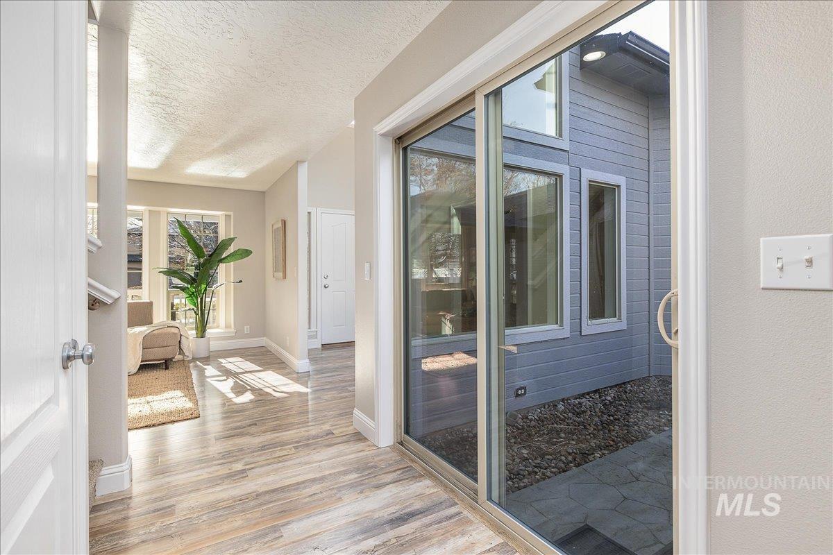 2580 W Bellagio Drive