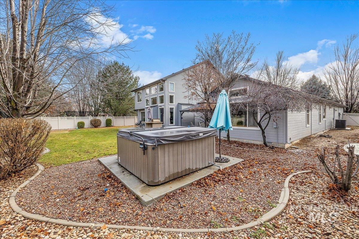 2580 W Bellagio Drive