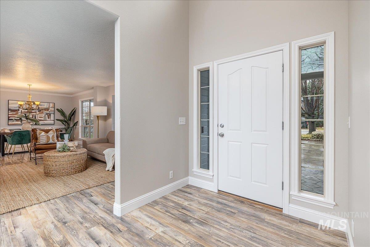 2580 W Bellagio Drive