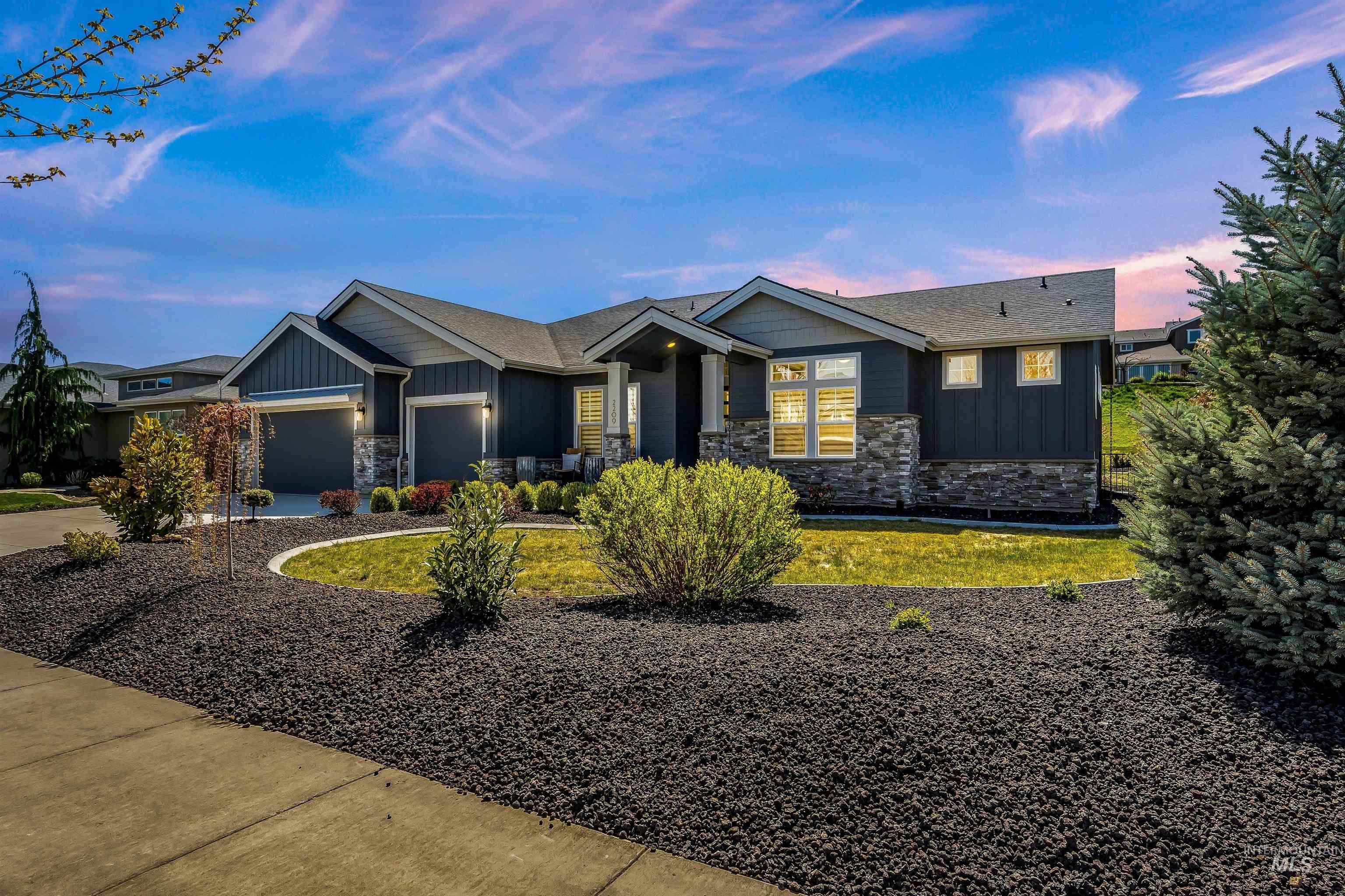 2209 E Mores Trail Drive