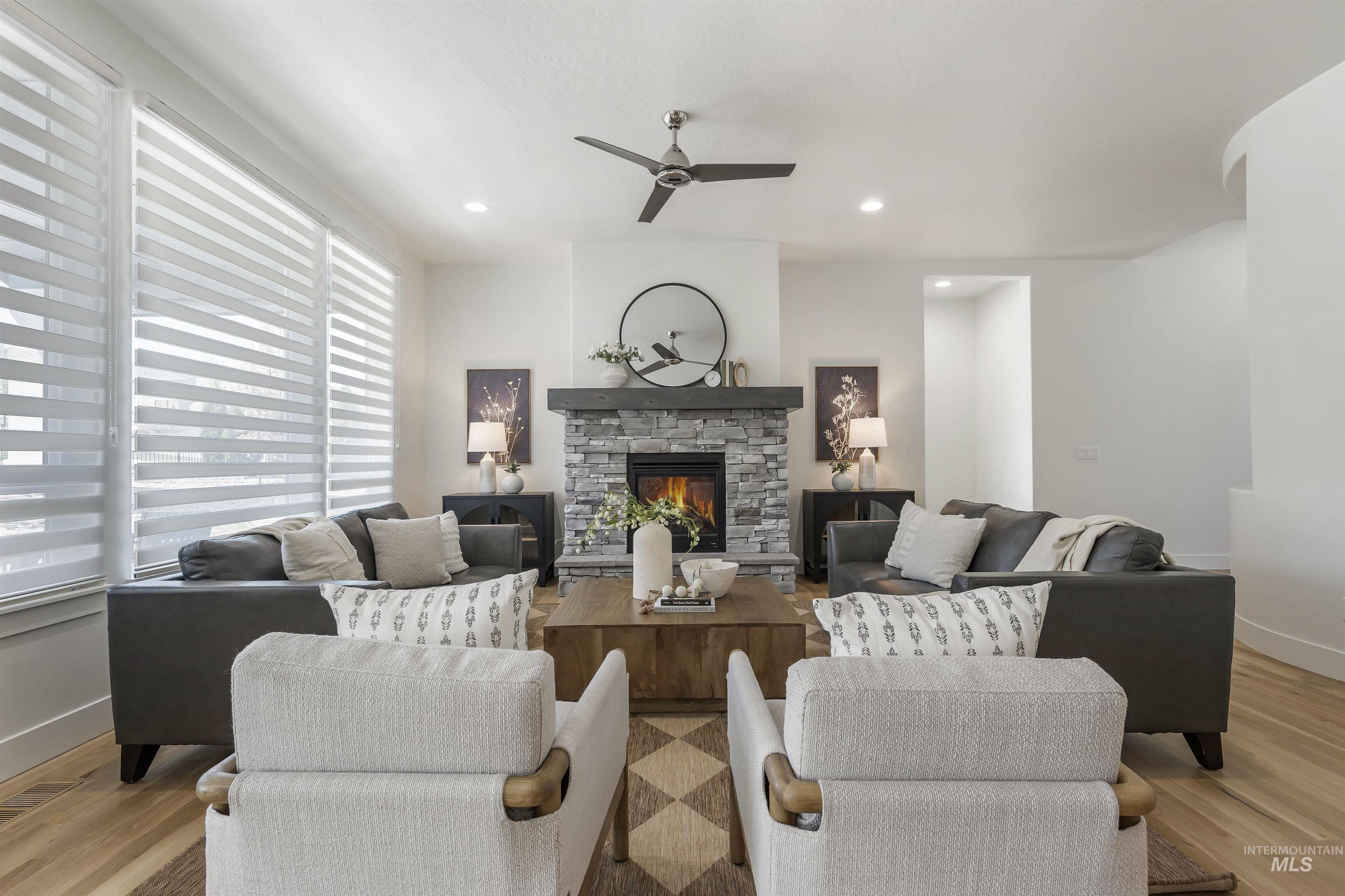 2209 E Mores Trail Drive