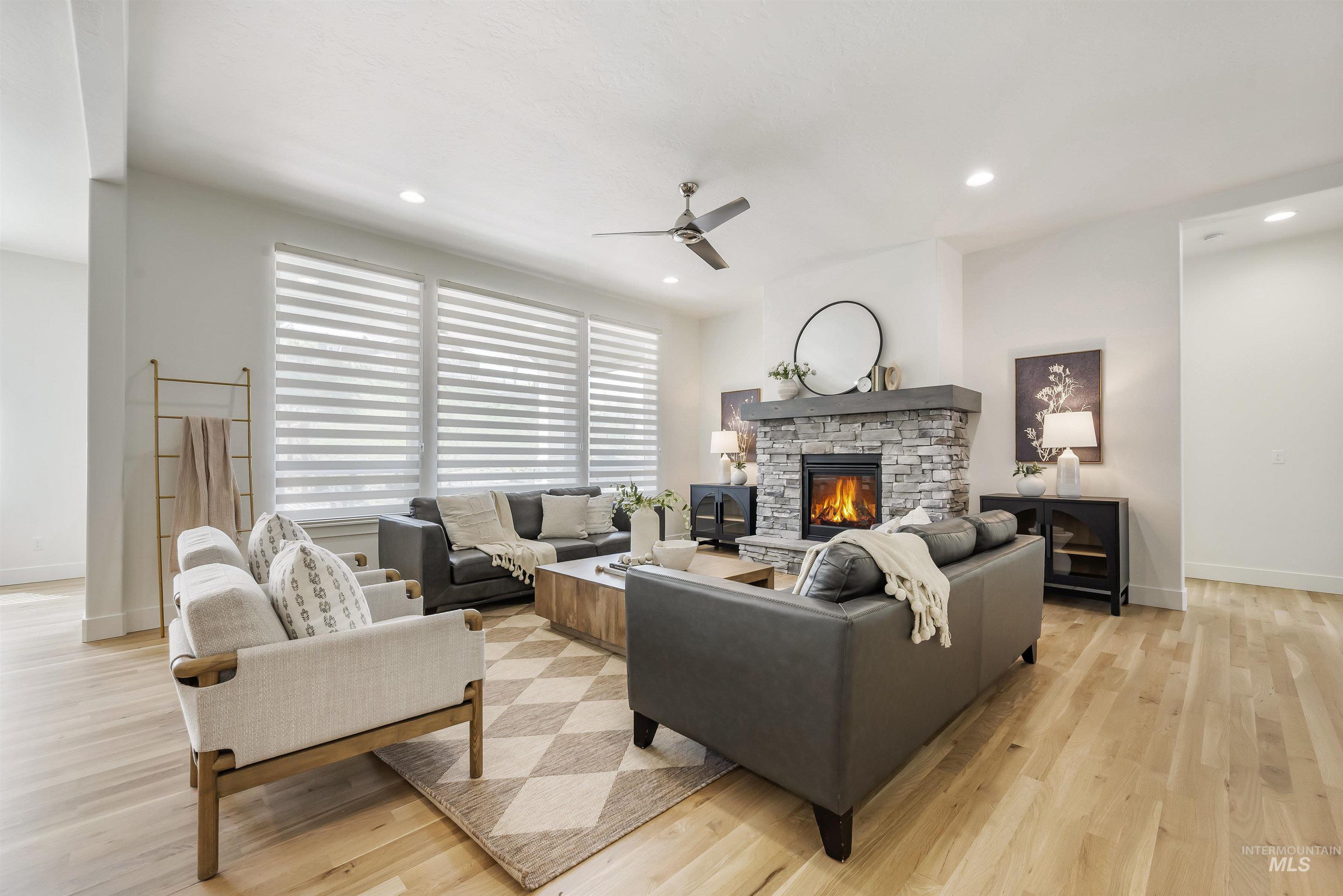 2209 E Mores Trail Drive