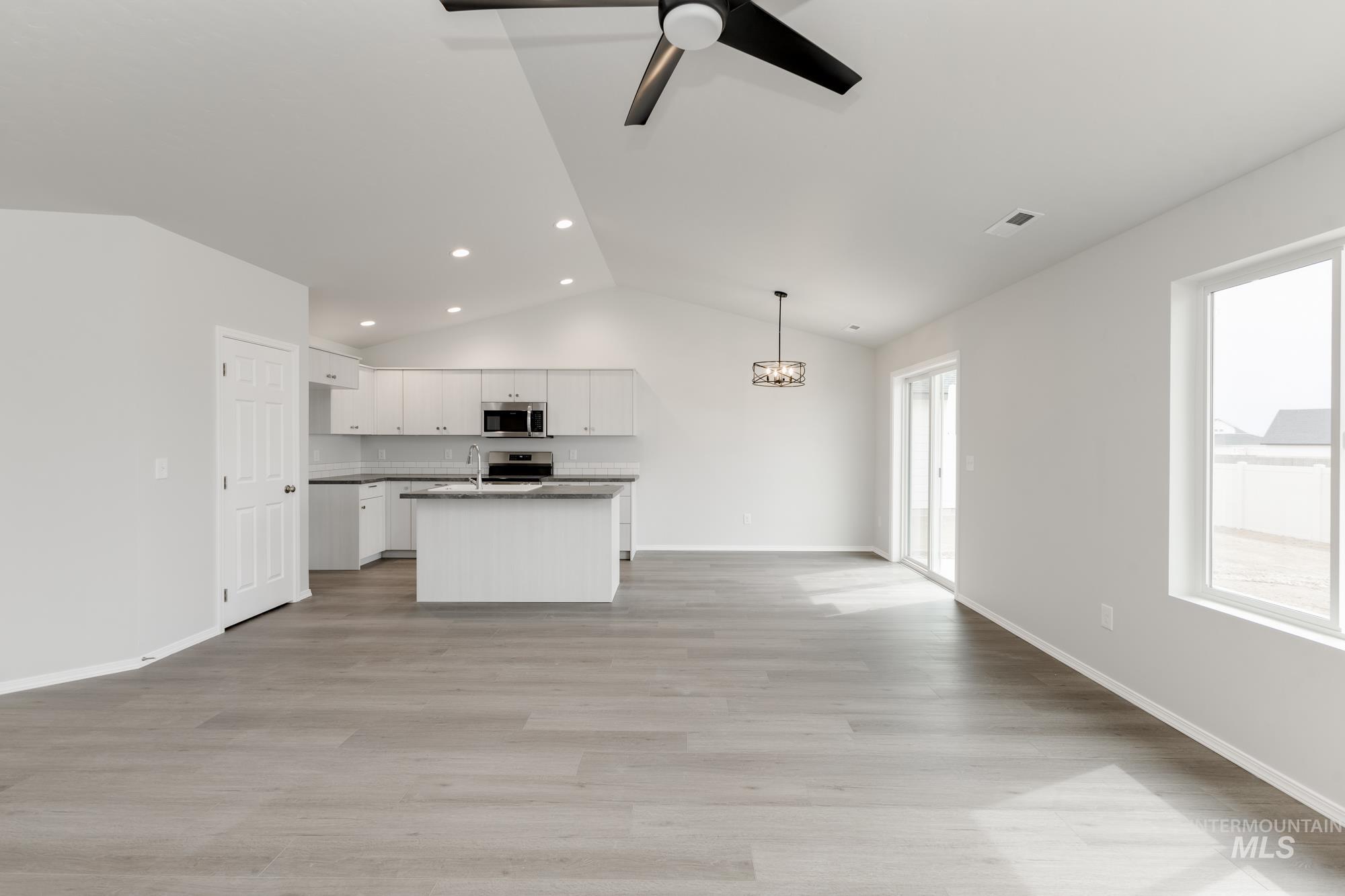 3909 W Tribute St