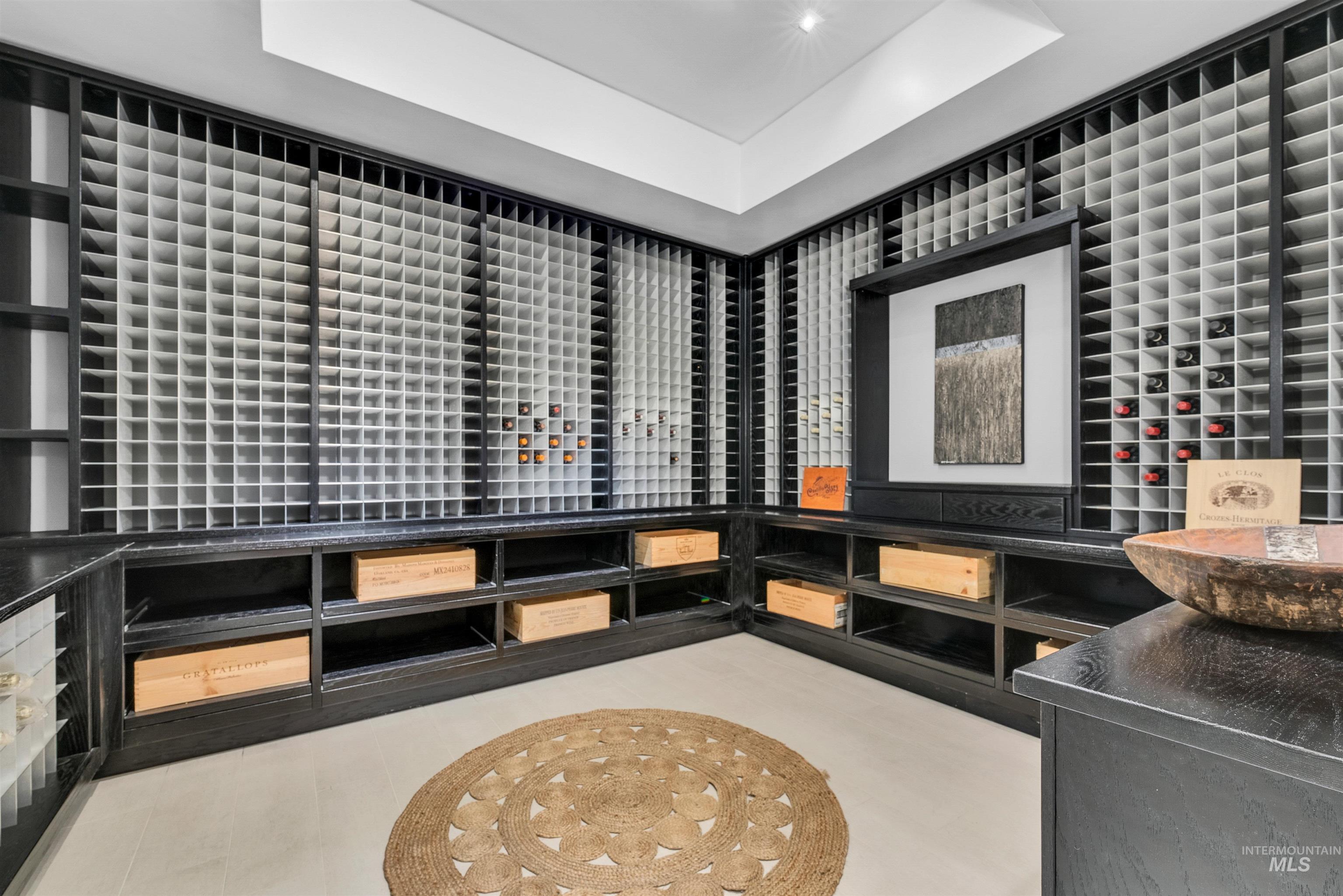 433 Sugarloaf Place