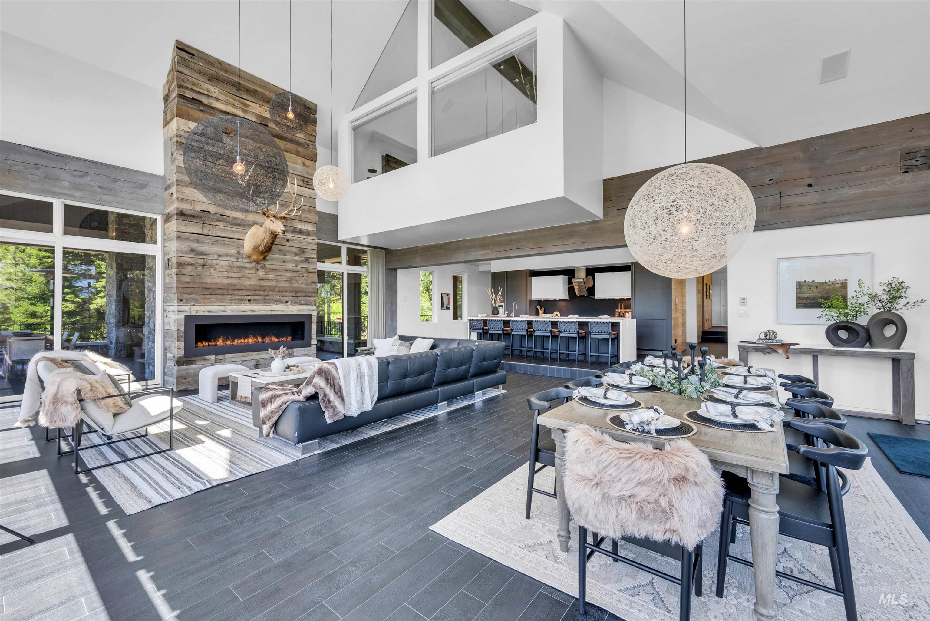433 Sugarloaf Place