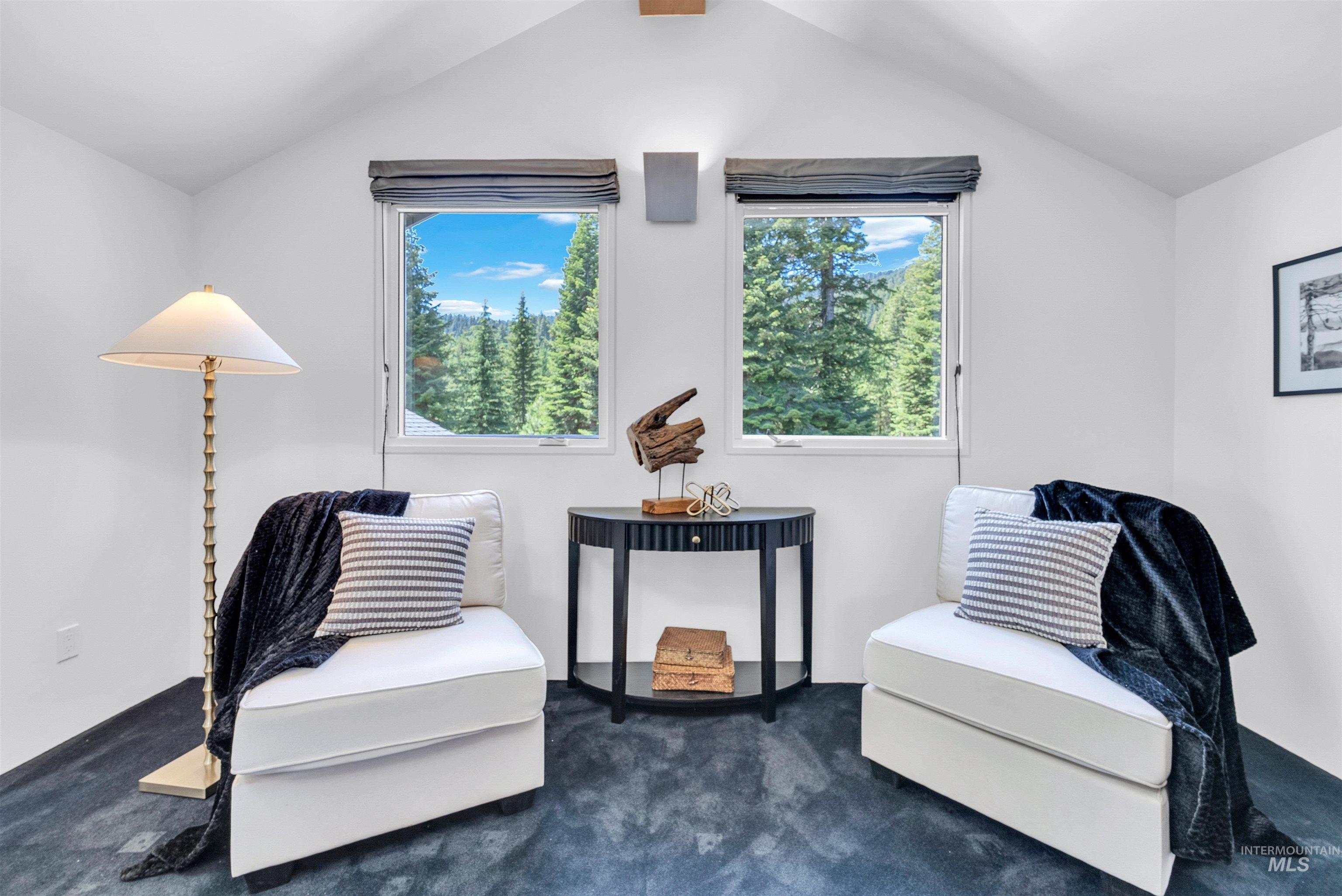 433 Sugarloaf Place