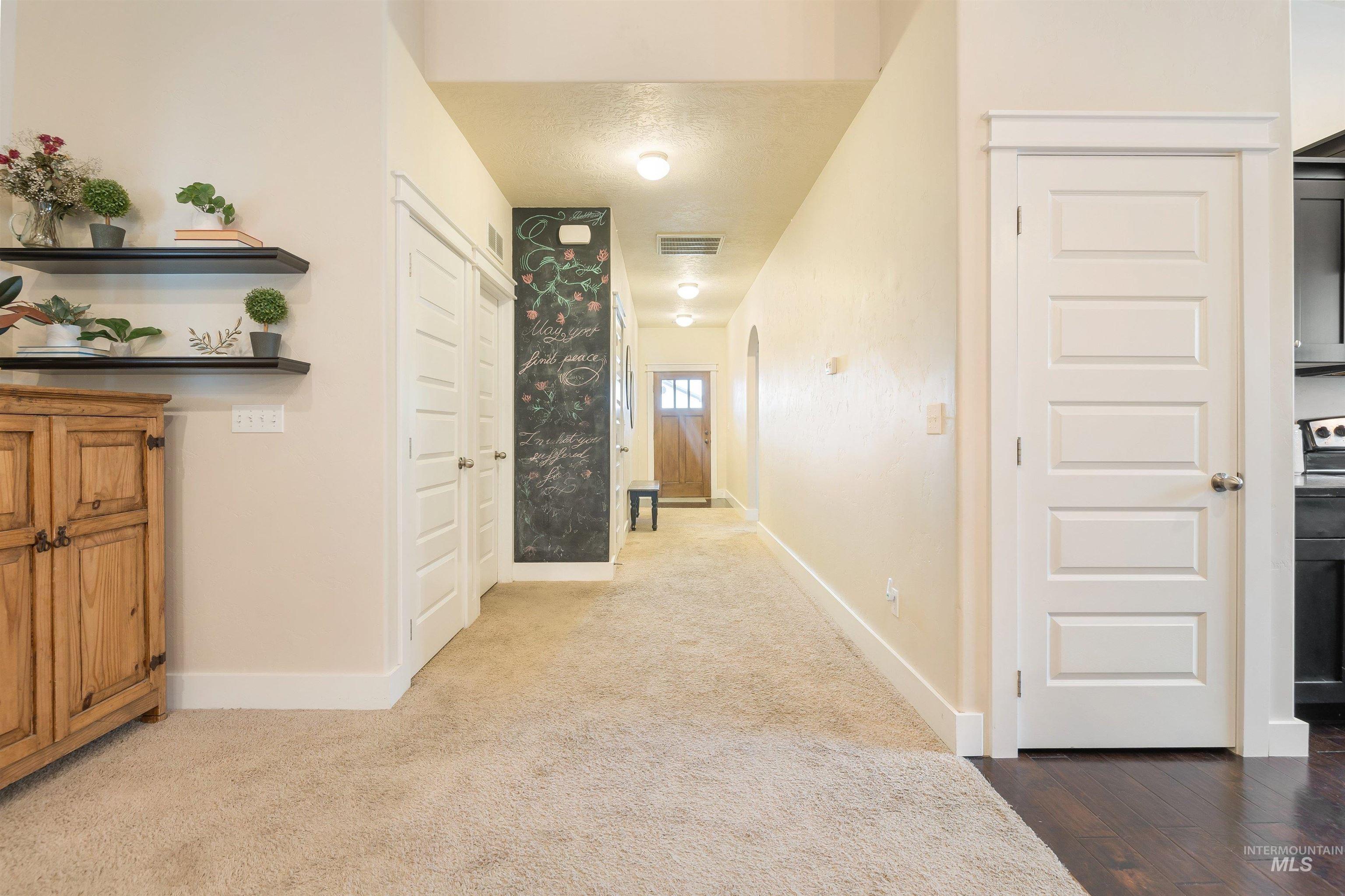 1567 NE Cinder Loop