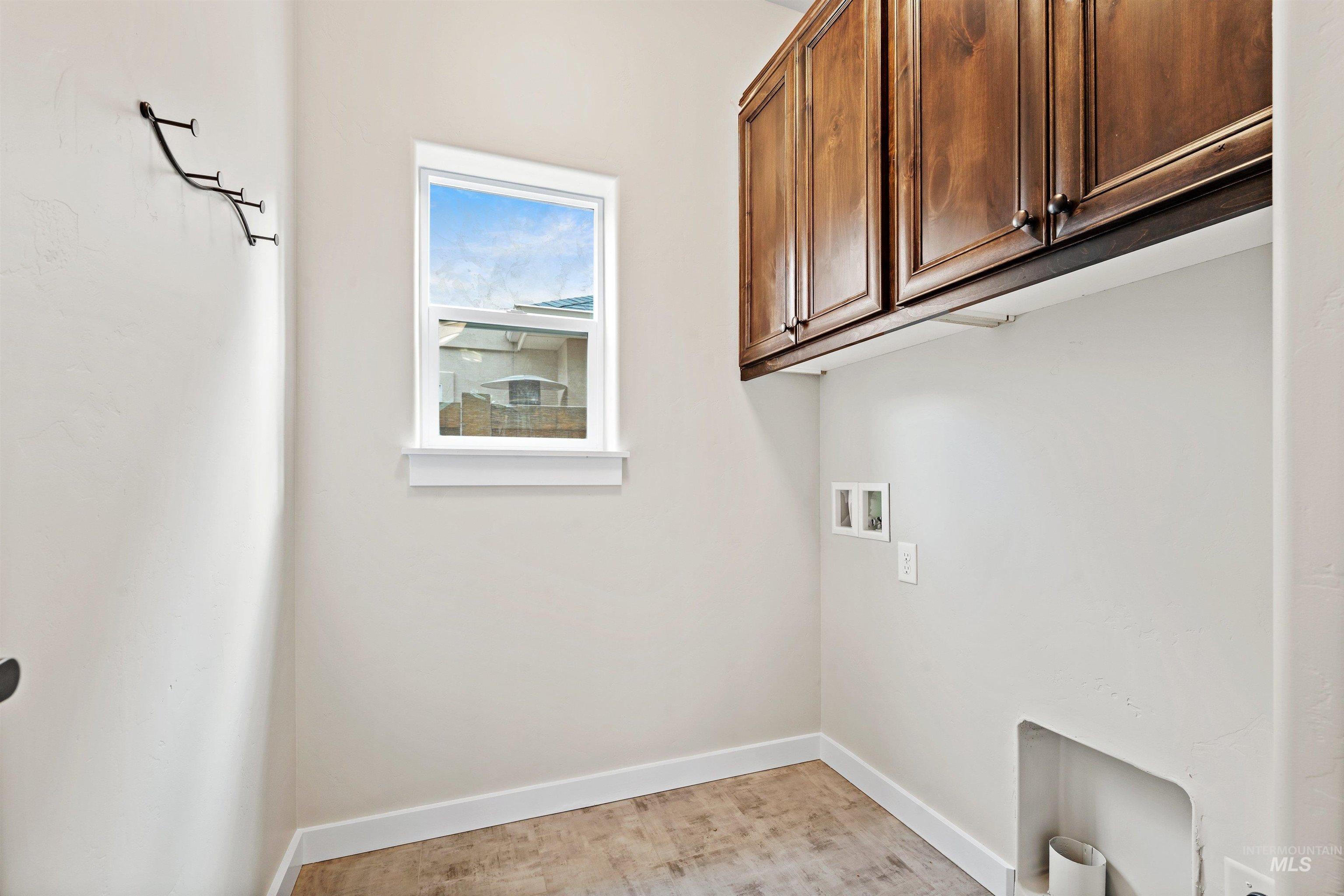 6529 S Red Shine Way