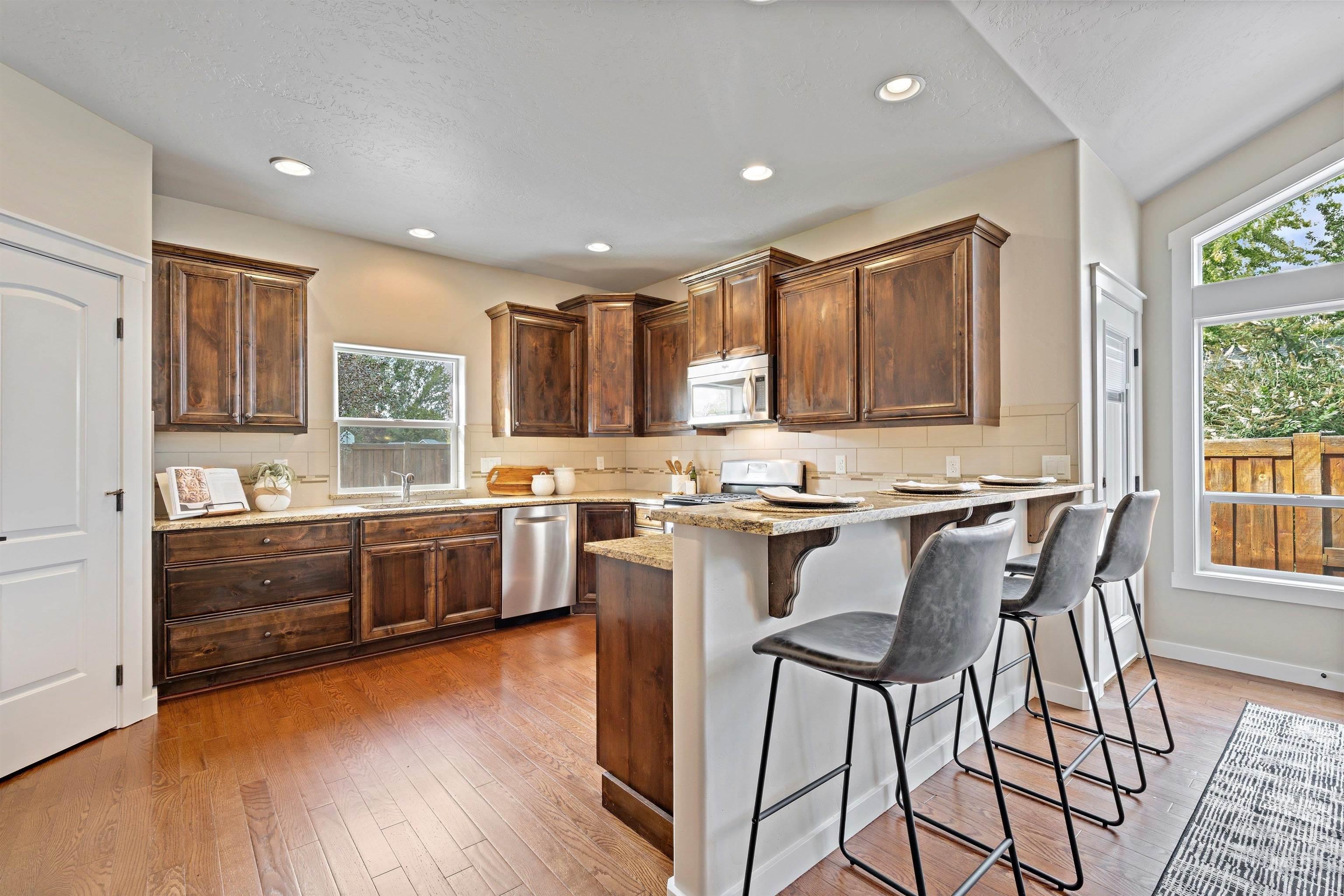 6529 S Red Shine Way