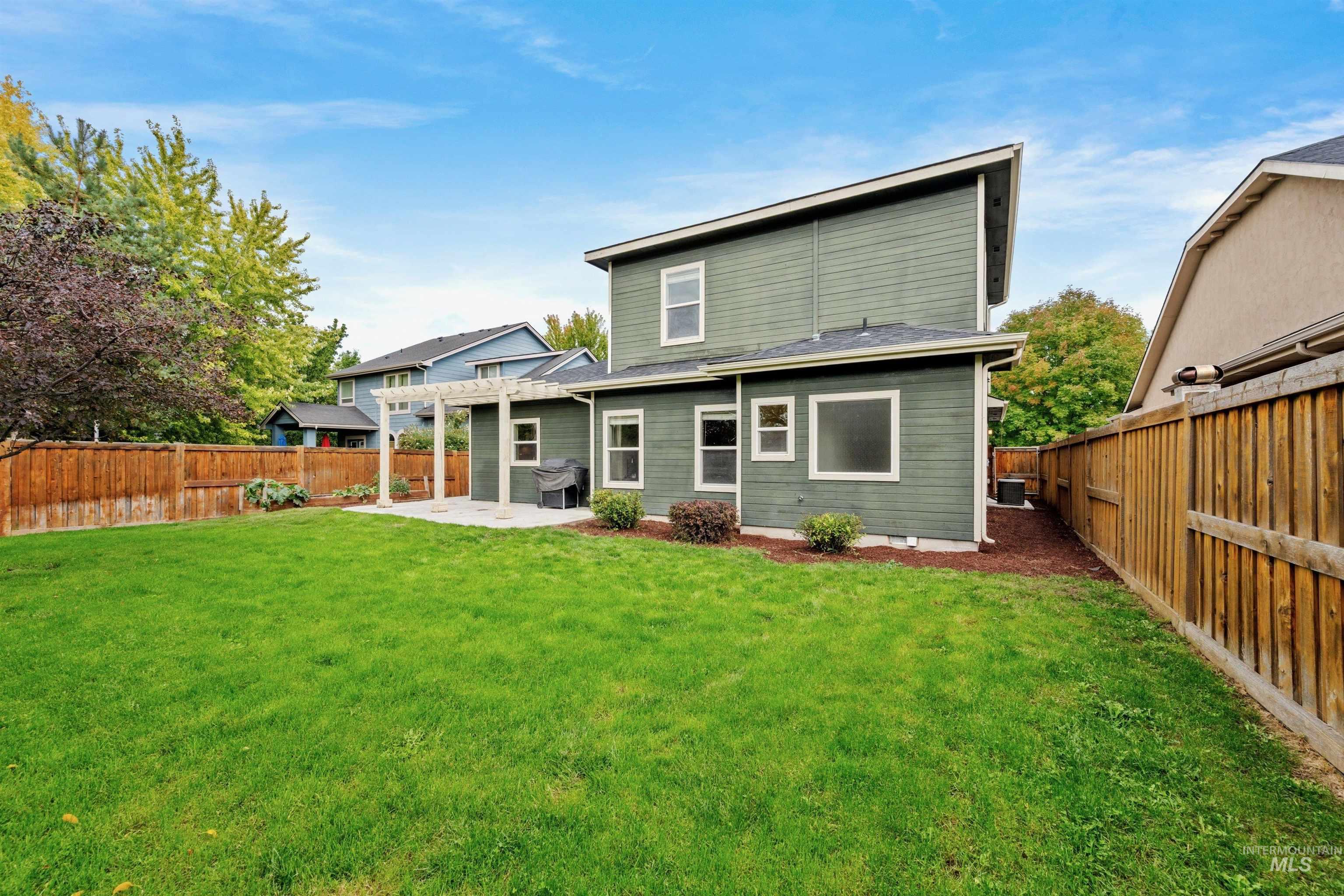 6529 S Red Shine Way