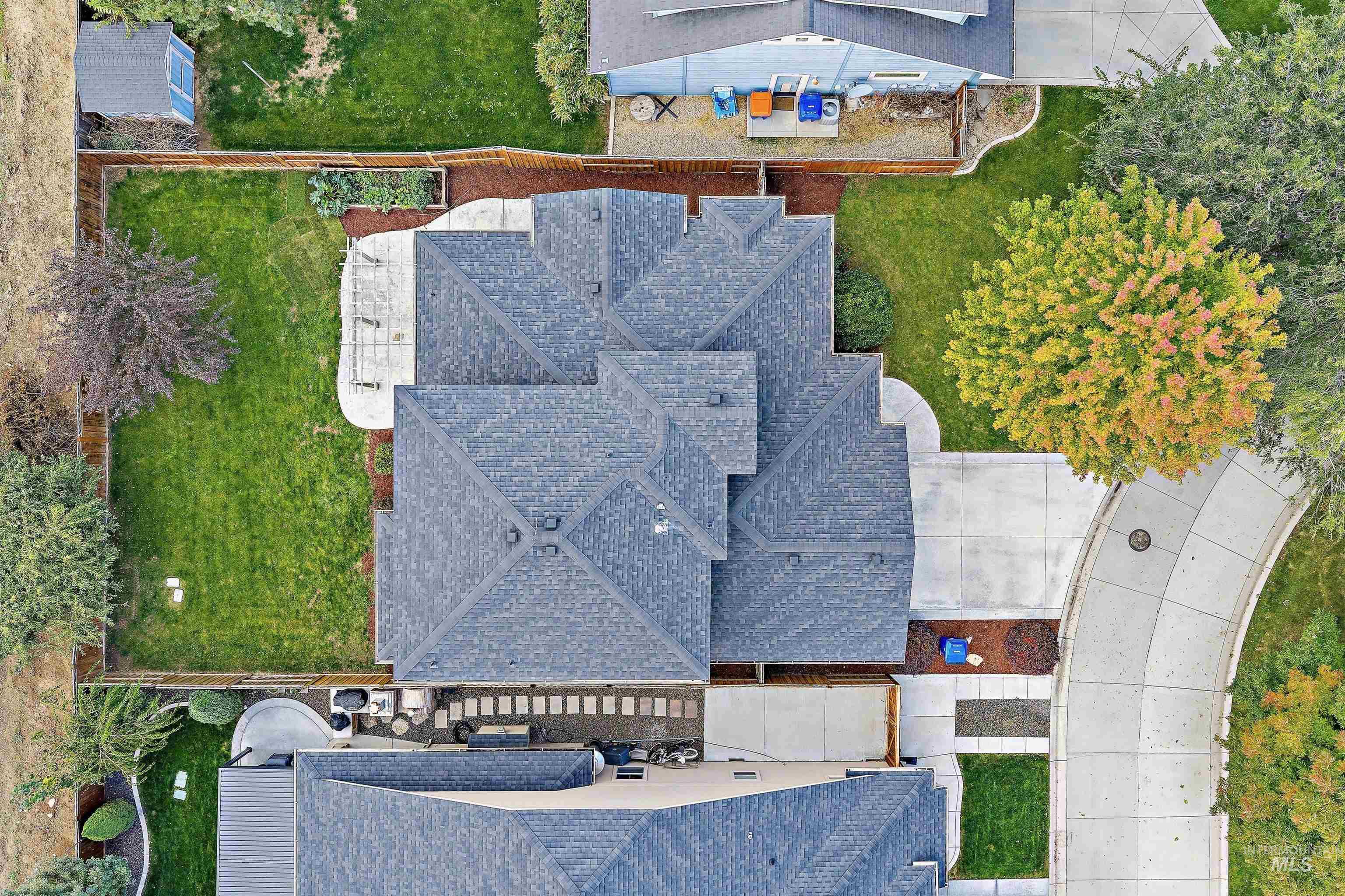 6529 S Red Shine Way