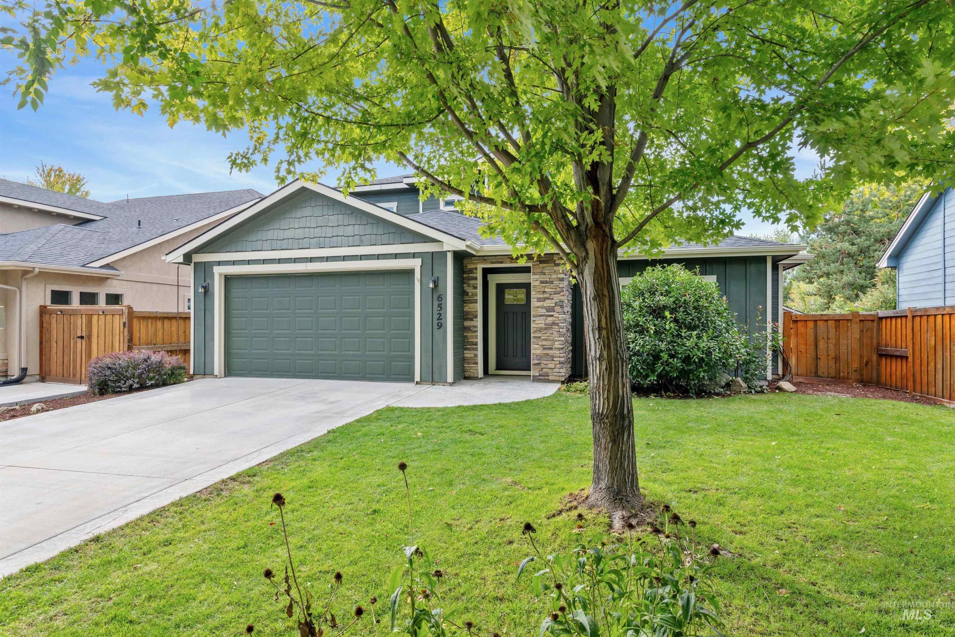 6529 S Red Shine Way