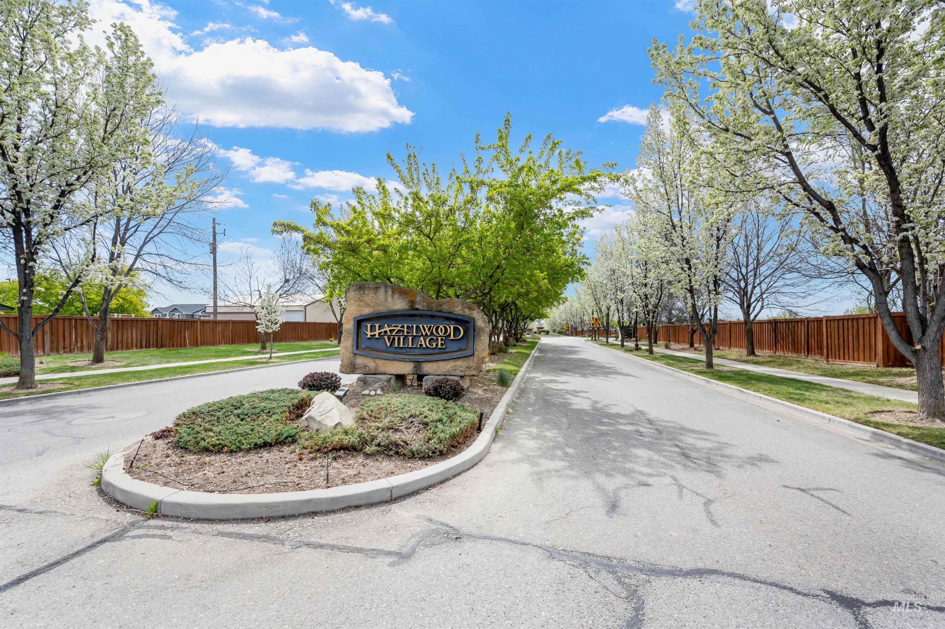 6529 S Red Shine Way