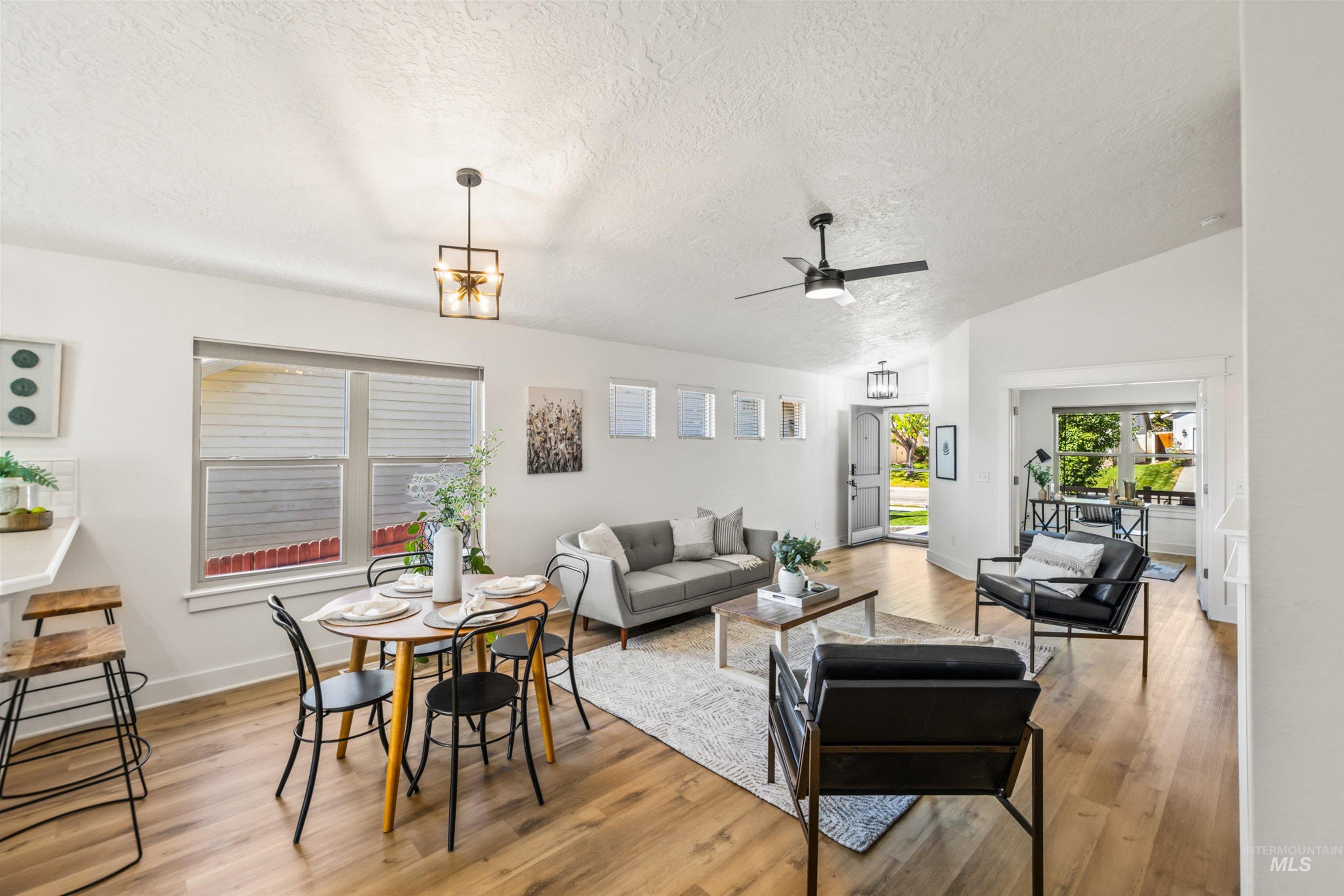 11727 W Kings Canyon Street