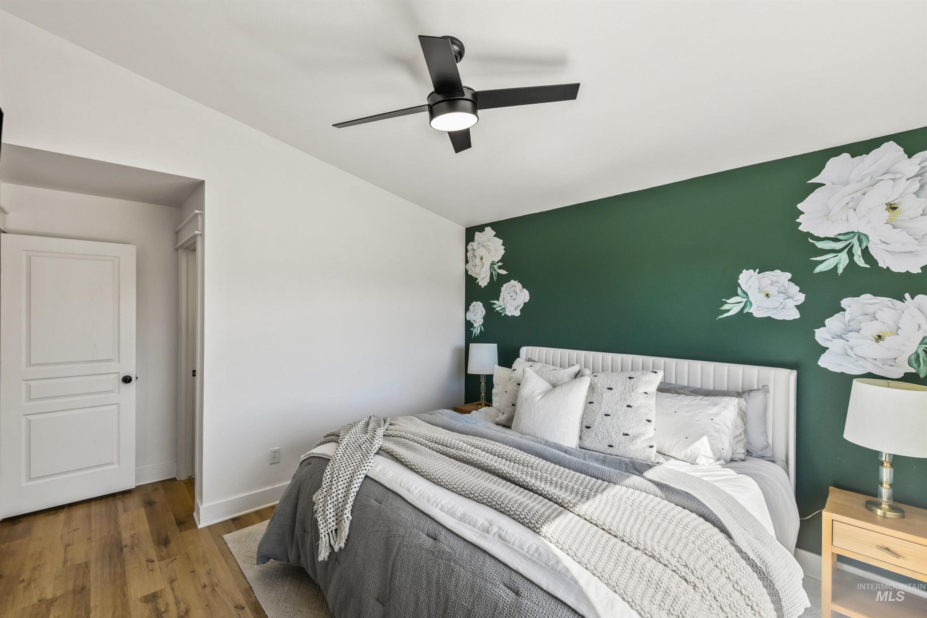 11727 W Kings Canyon Street