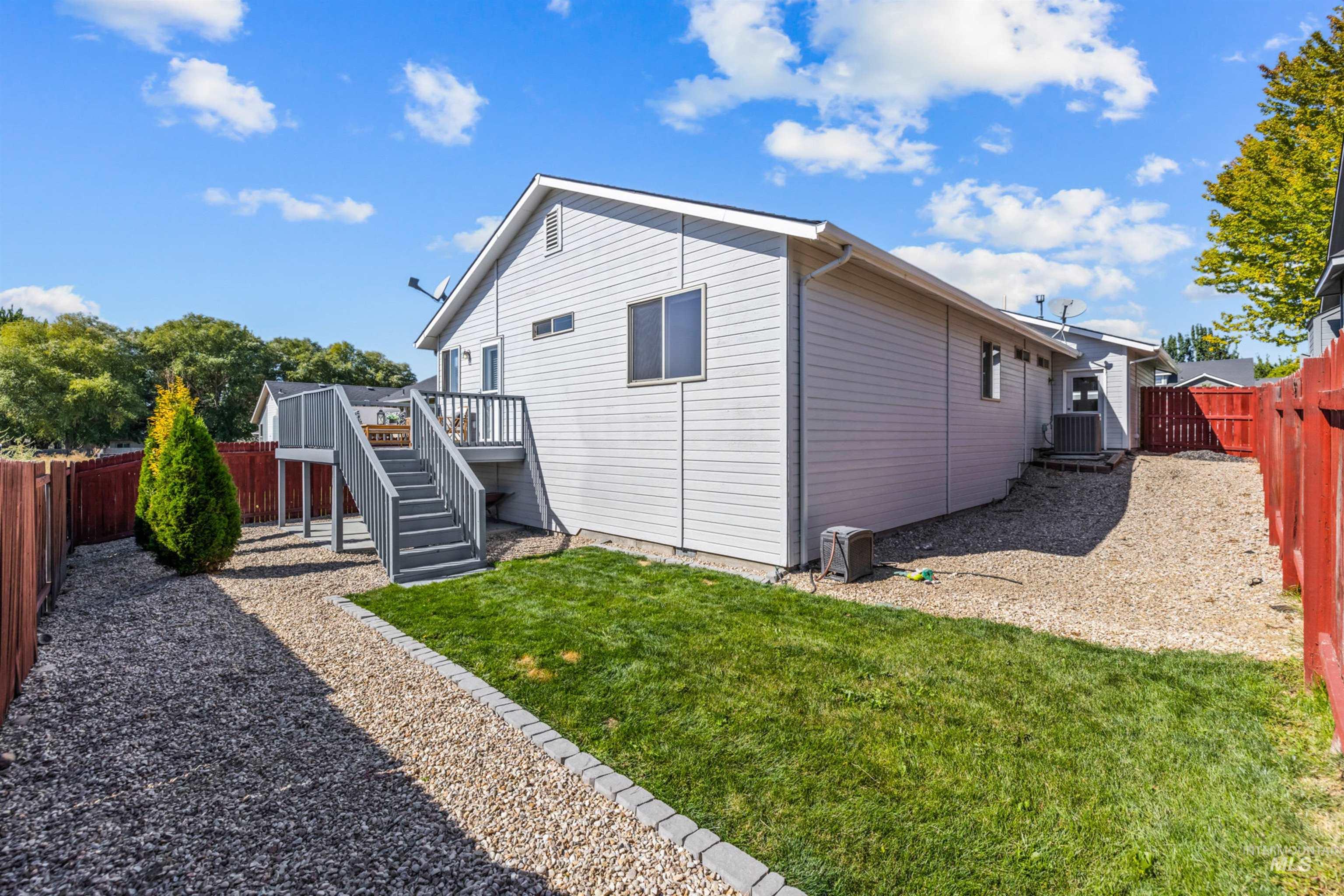 11727 W Kings Canyon Street