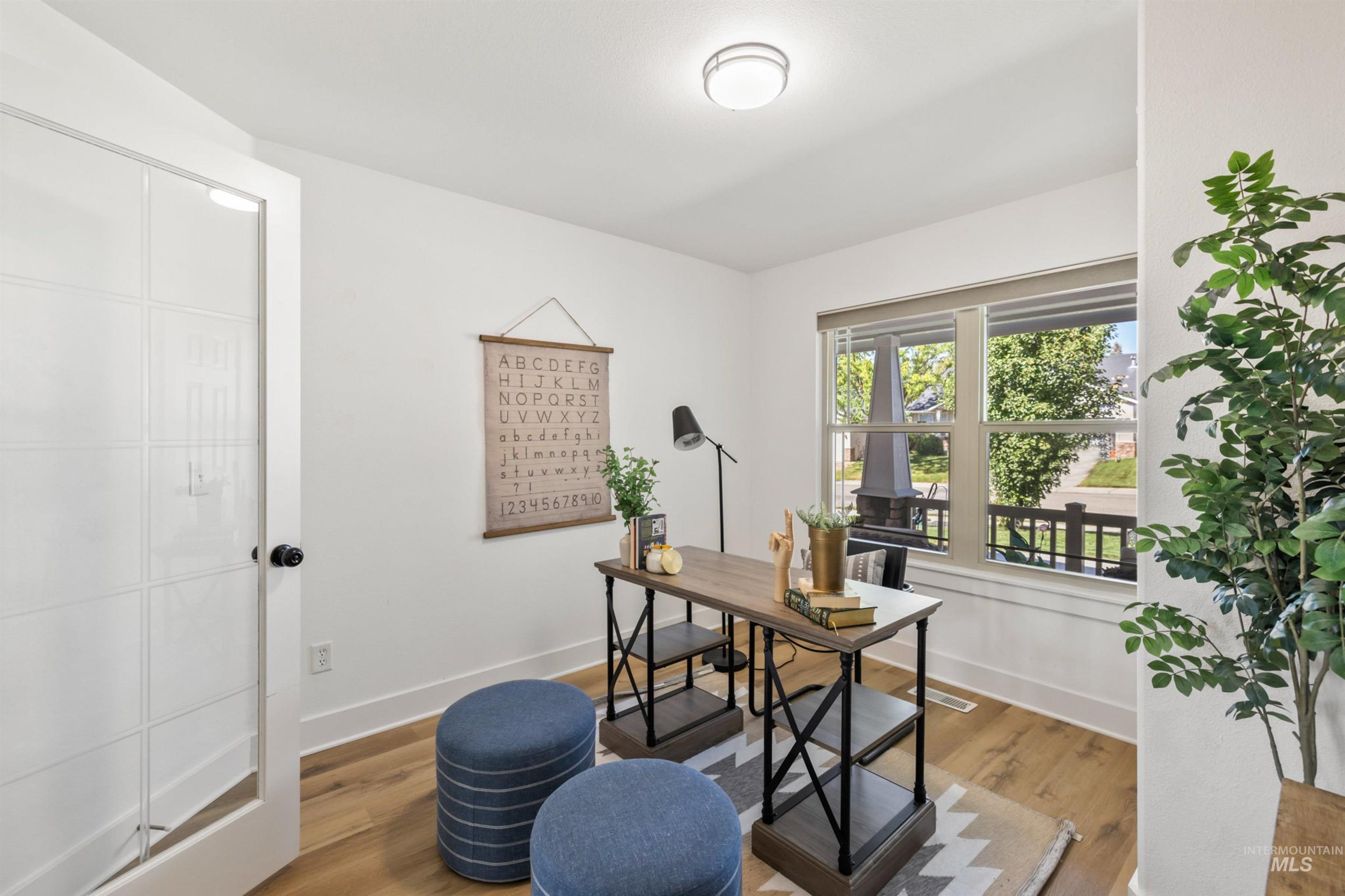 11727 W Kings Canyon Street