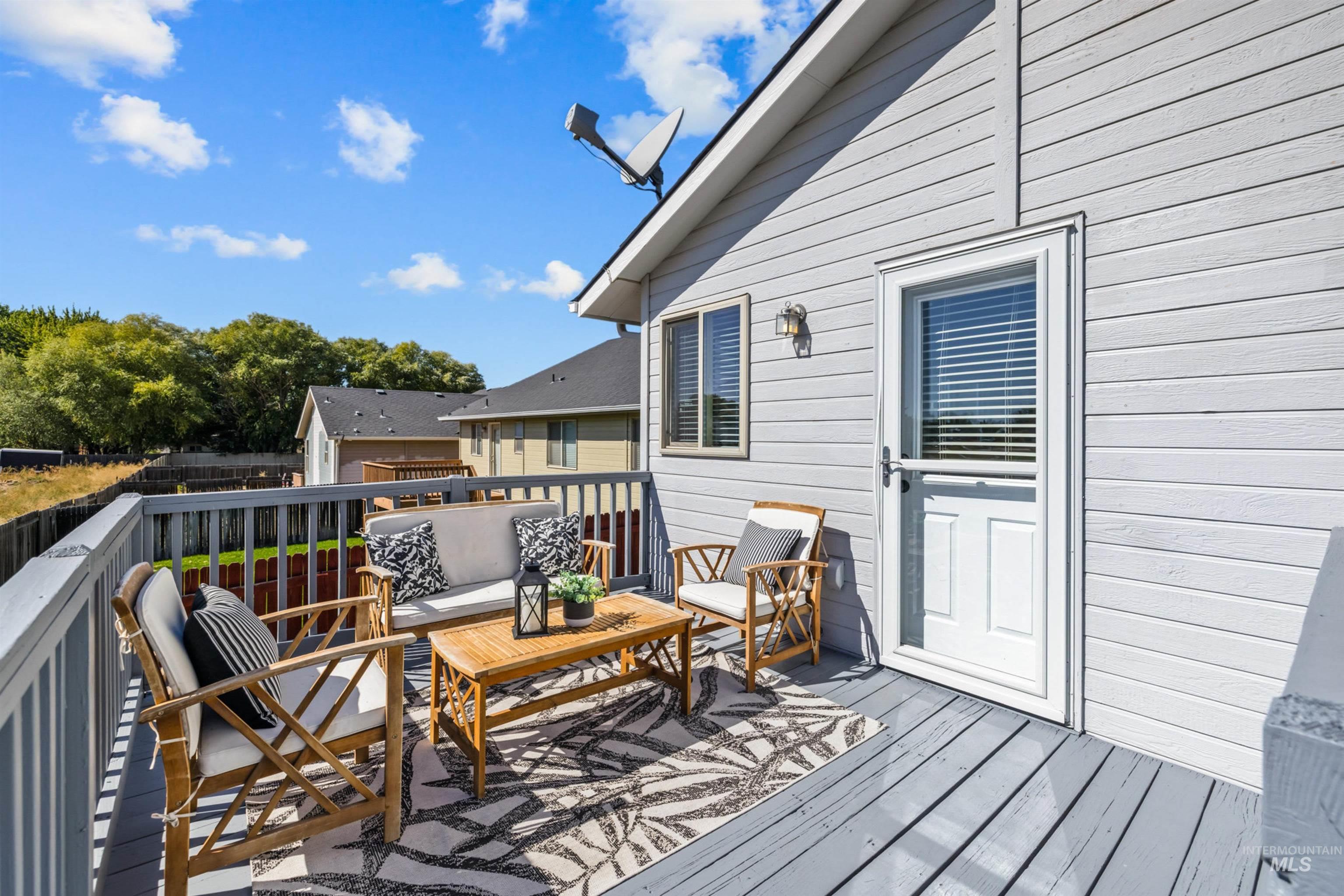 11727 W Kings Canyon Street