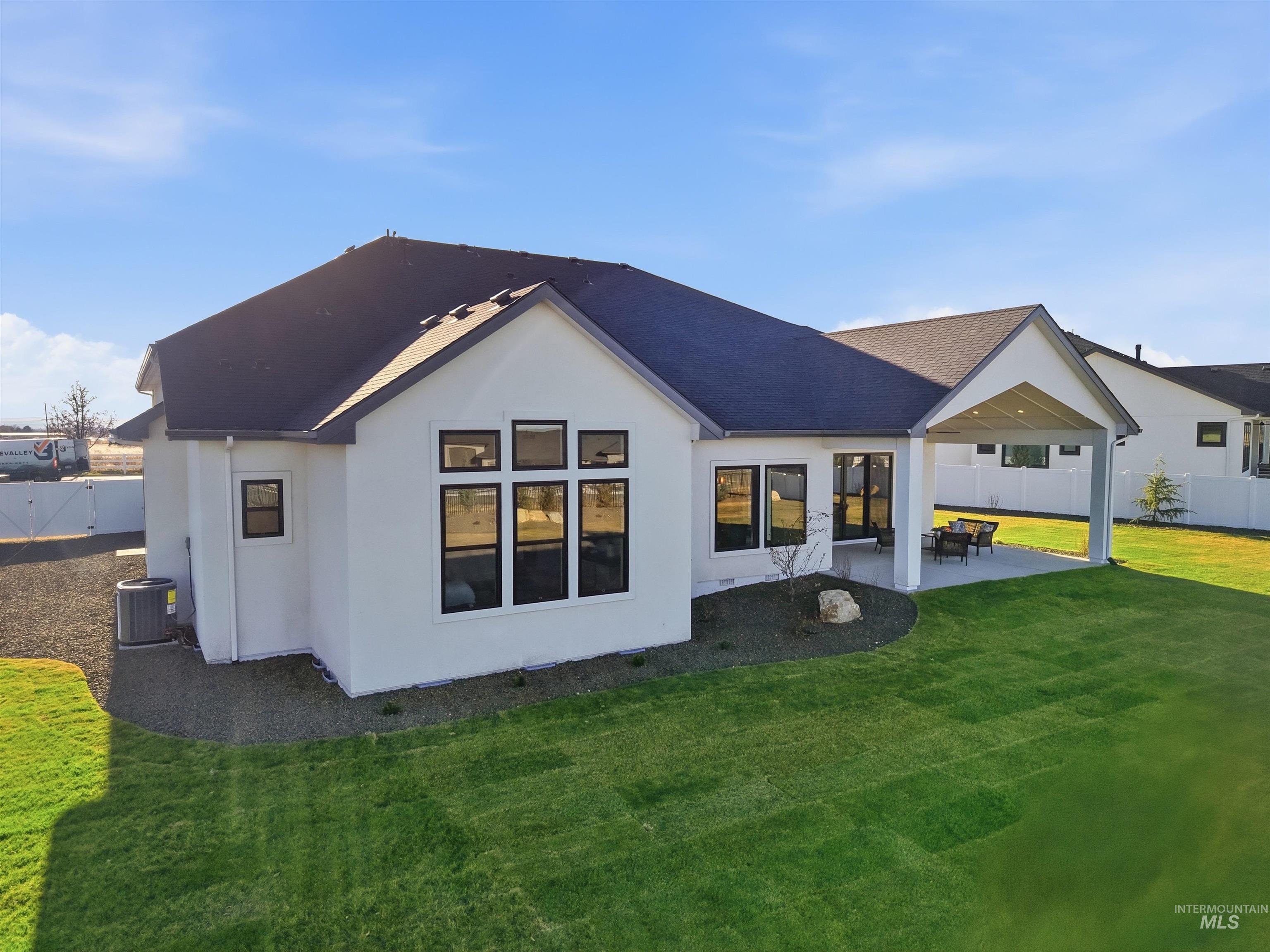 42 E Shafer View Drive