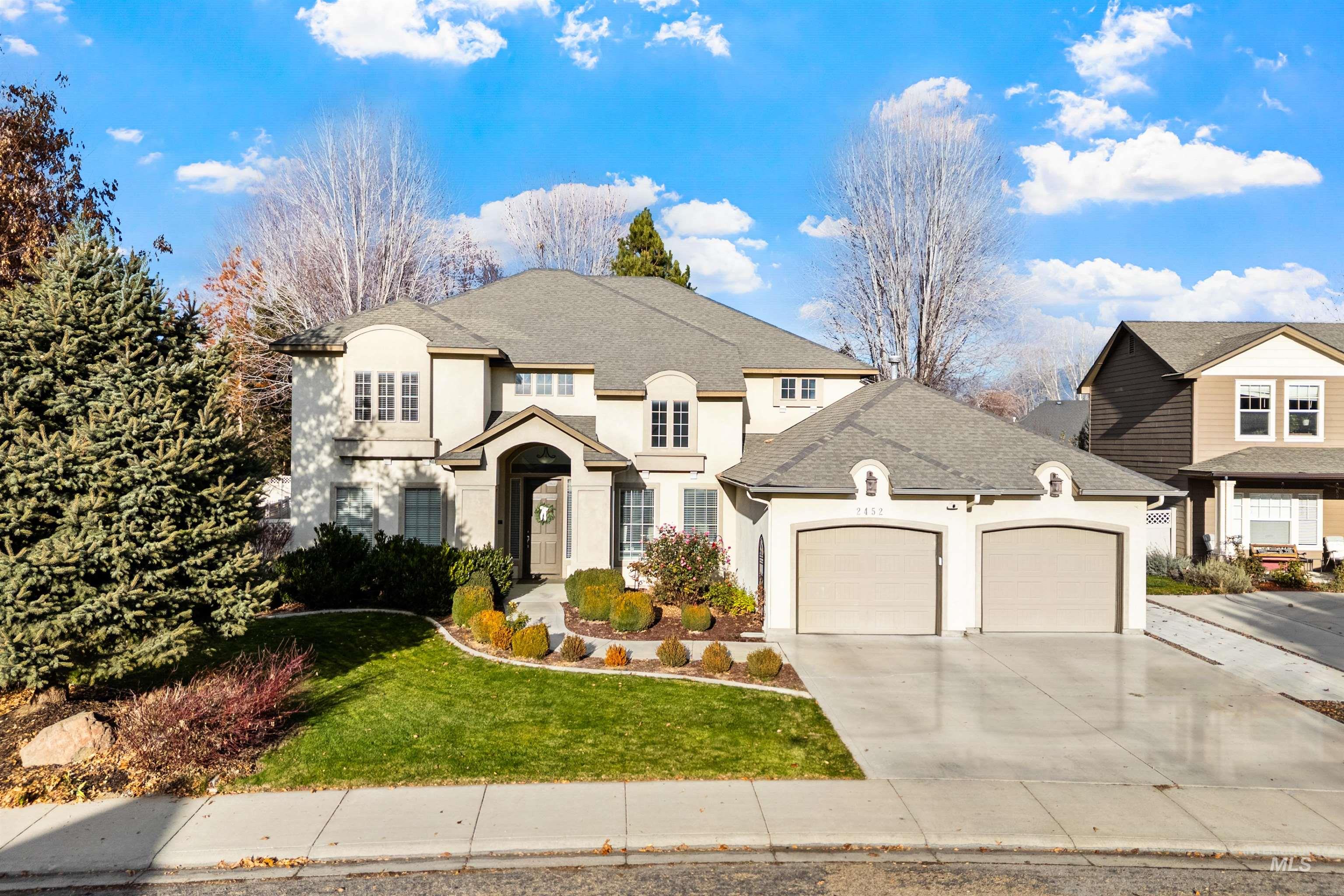 2452 W Astonte Dr