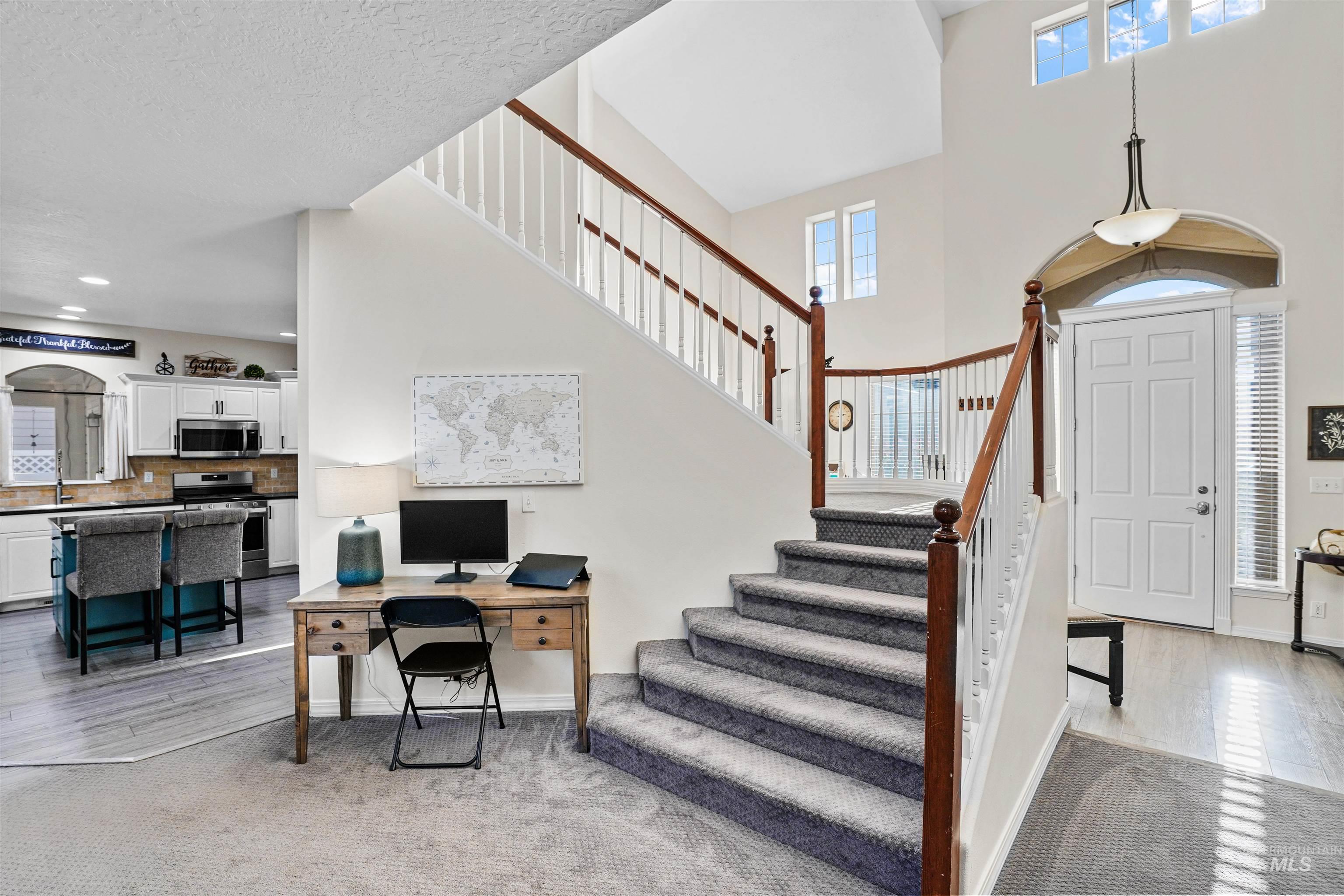 2452 W Astonte Dr