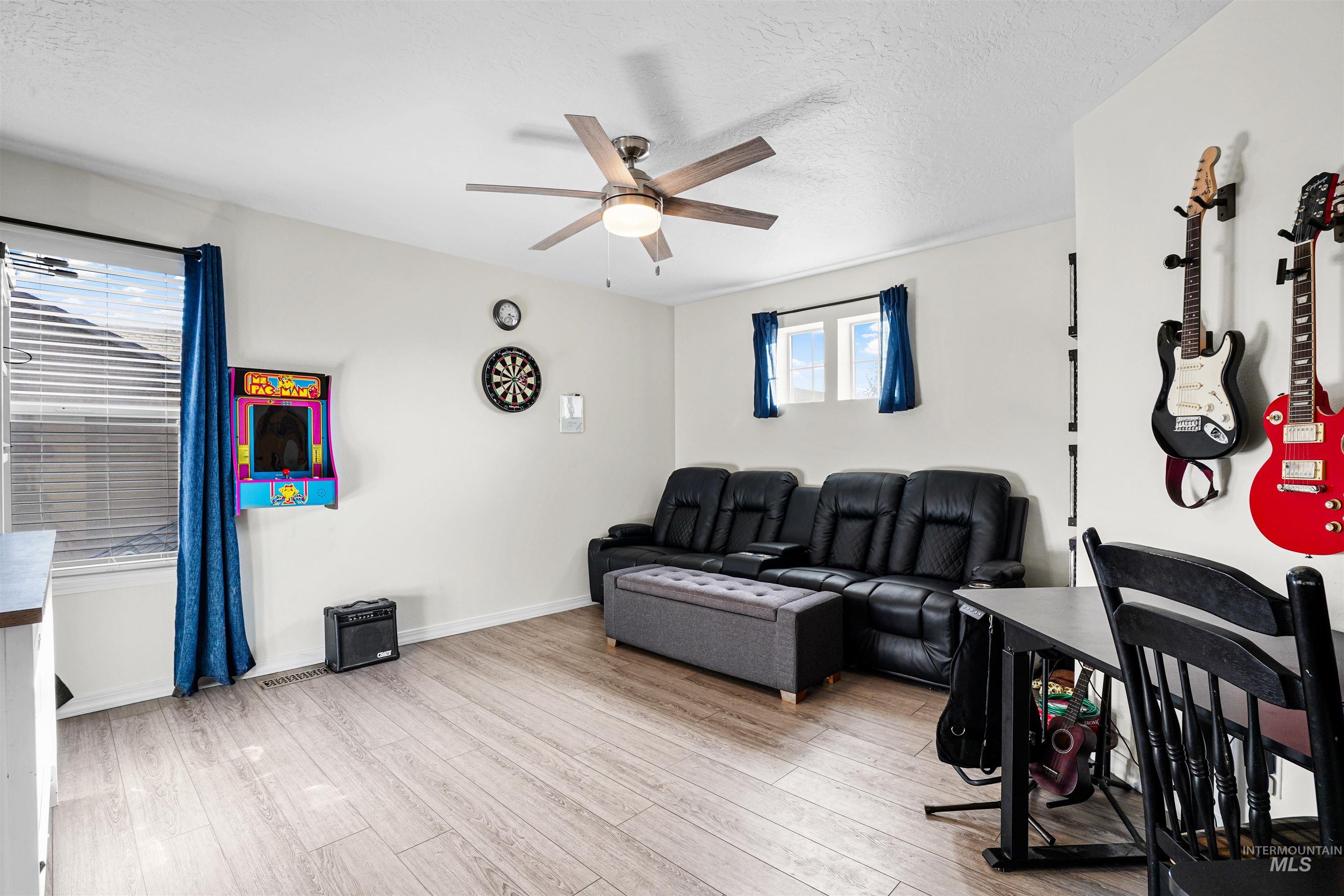 2452 W Astonte Dr