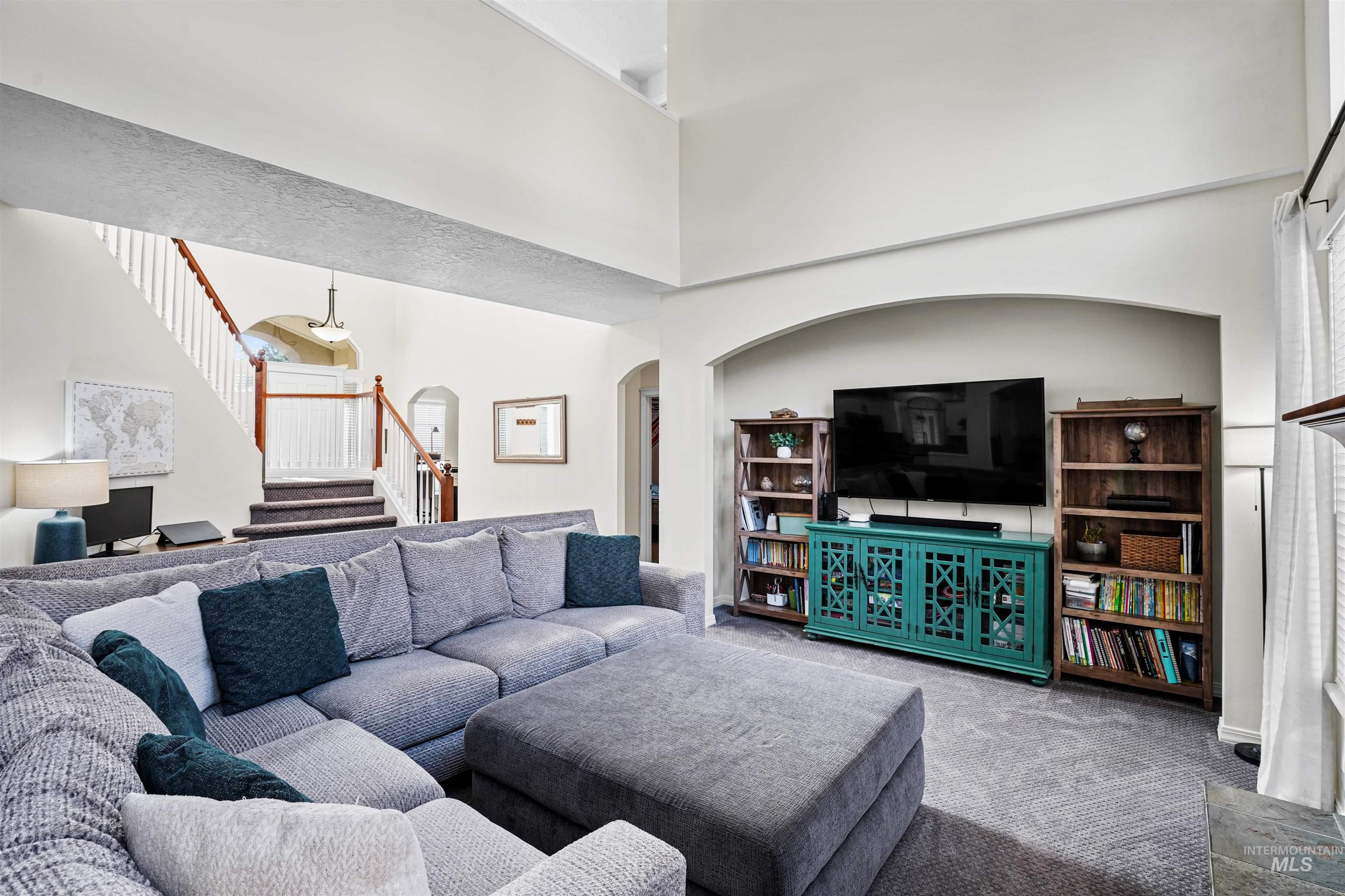2452 W Astonte Dr