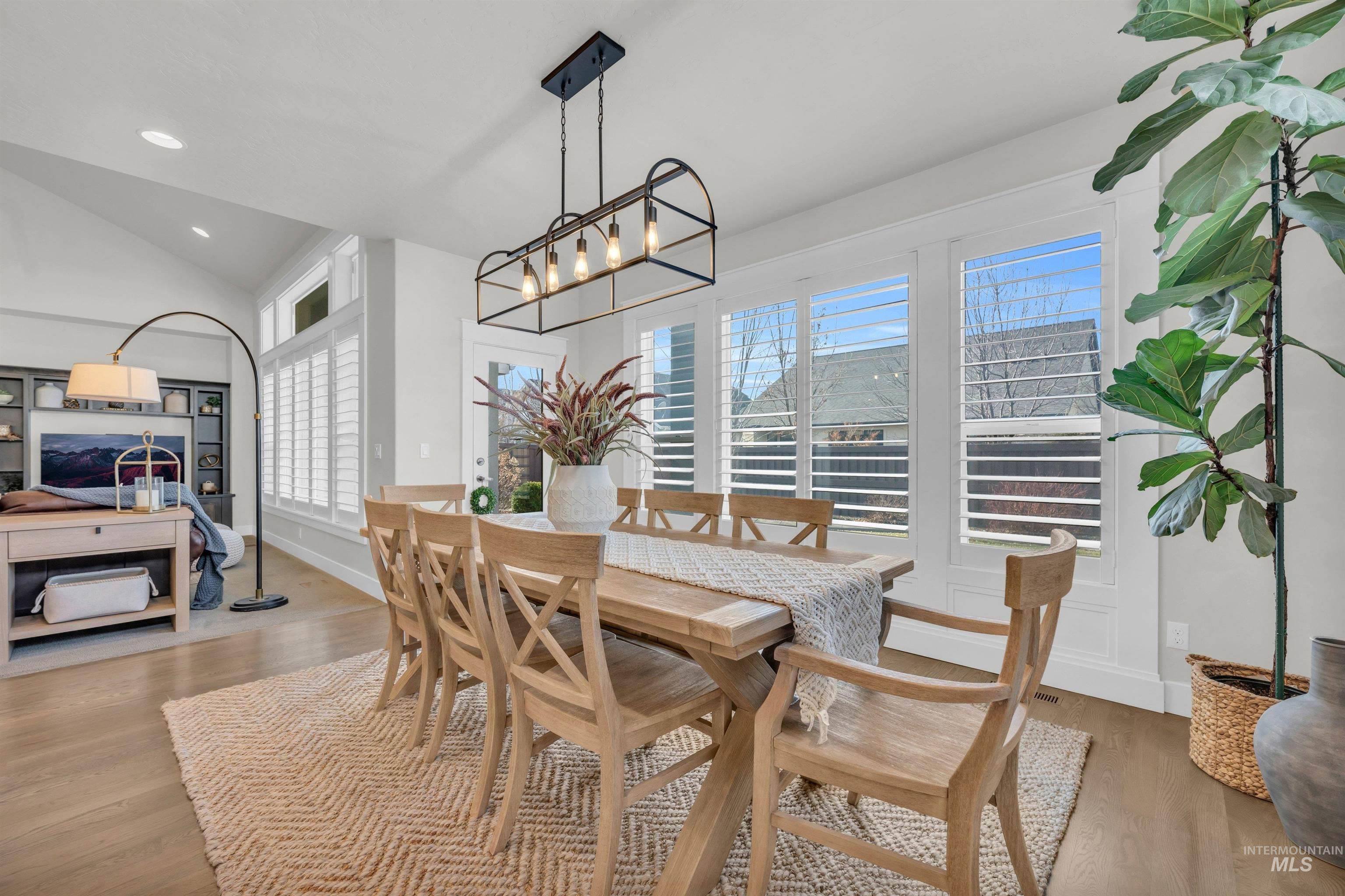 5717 N Fairborn Avenue