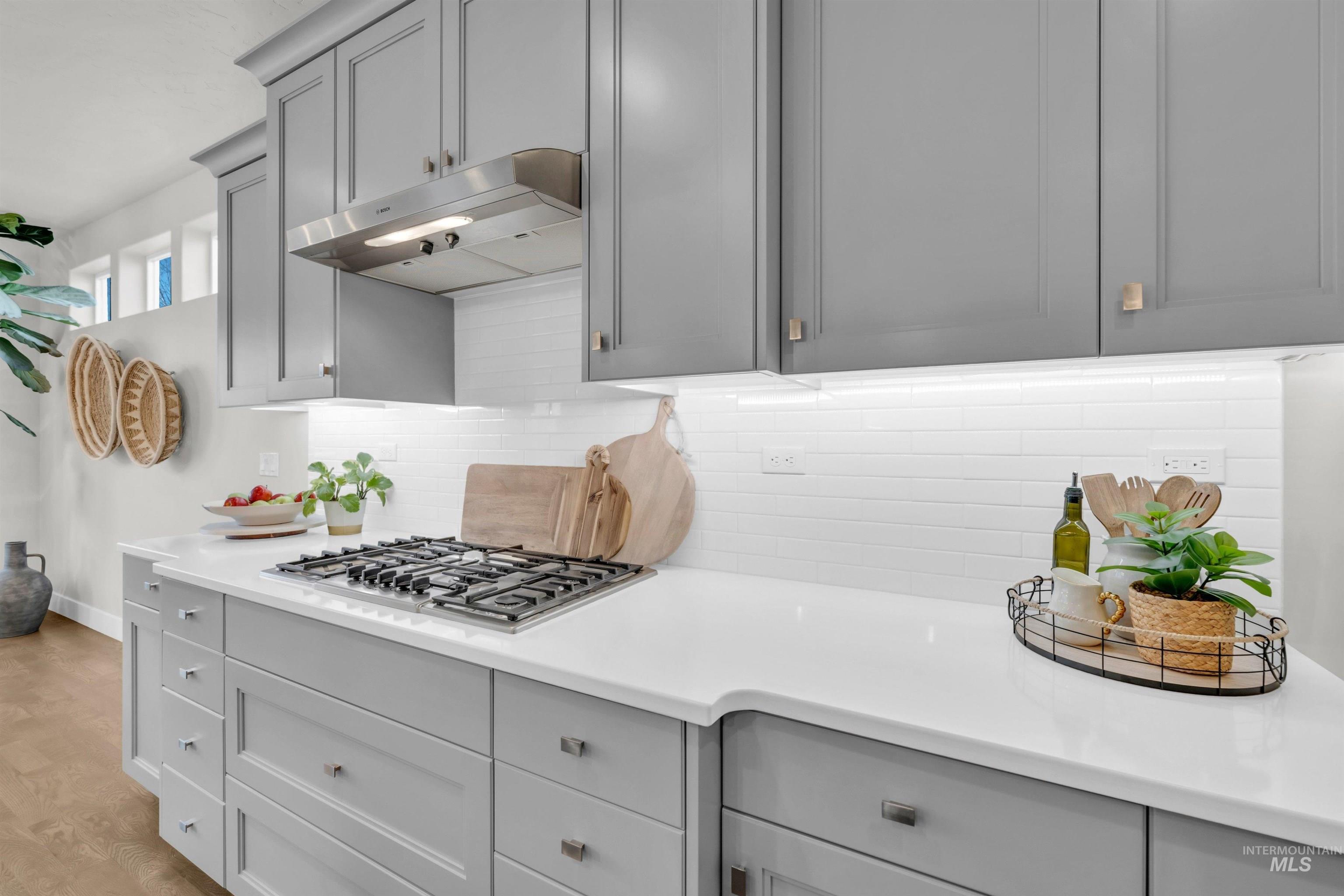 5717 N Fairborn Avenue