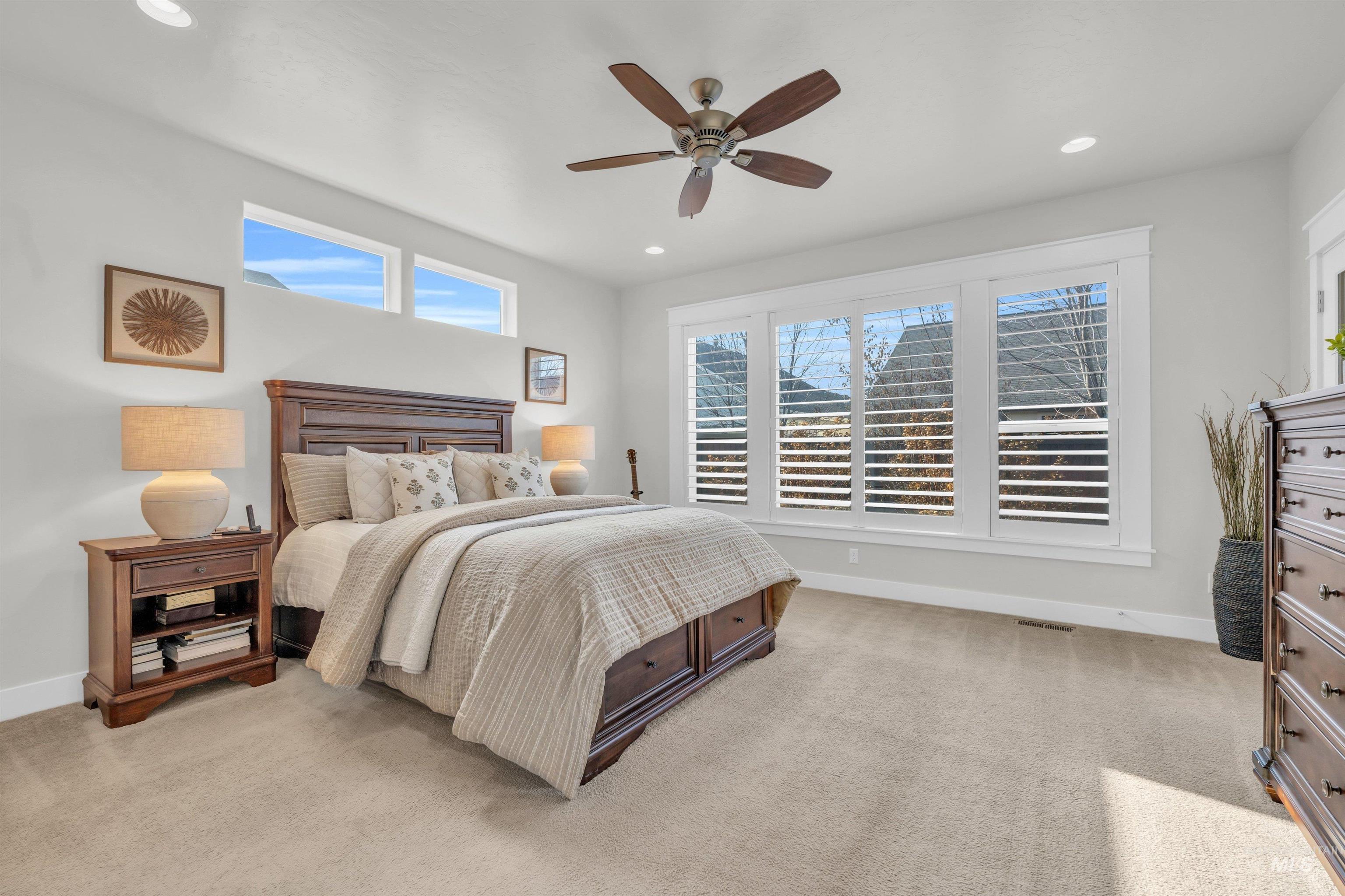 5717 N Fairborn Avenue