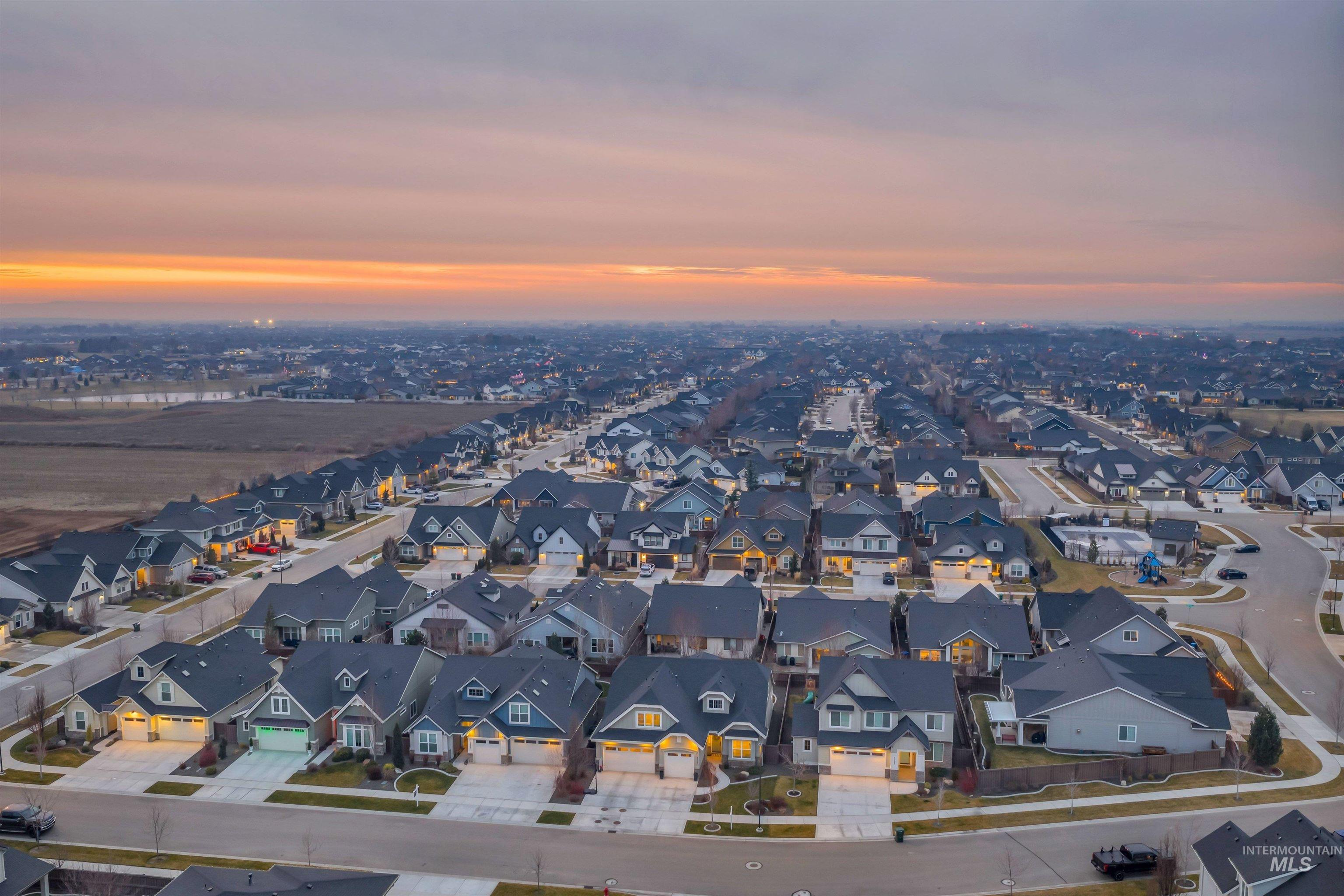 5717 N Fairborn Avenue