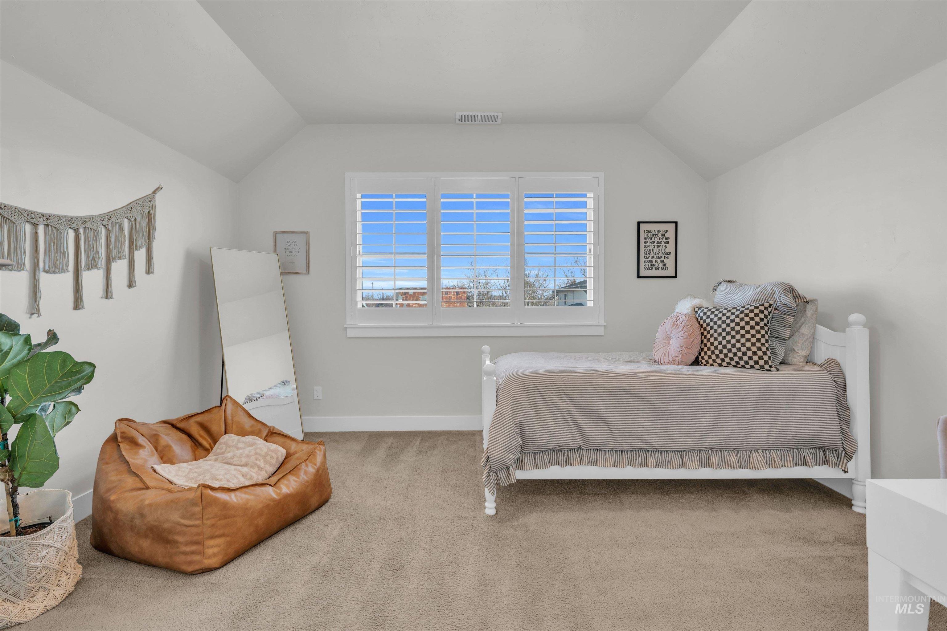 5717 N Fairborn Avenue