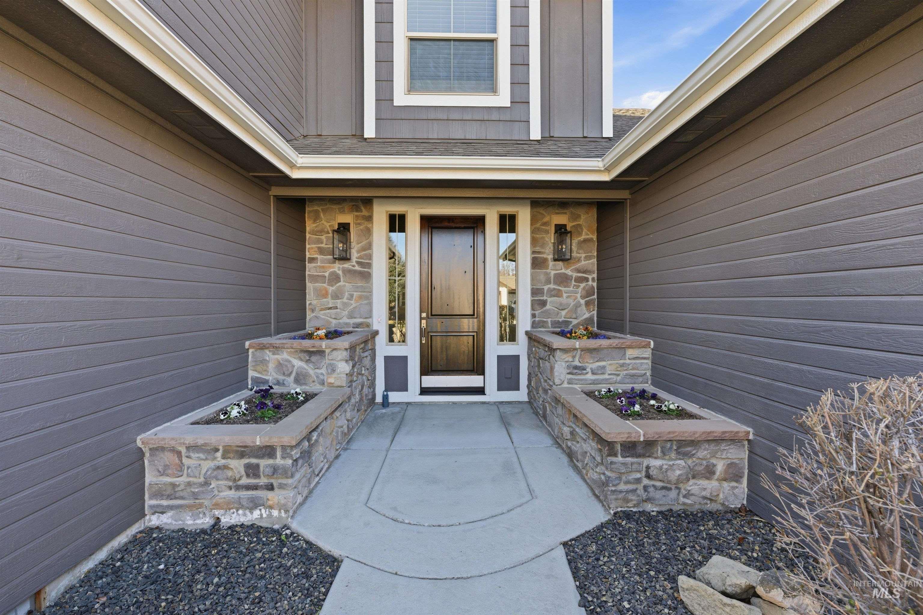 4265 S Leanato Avenue