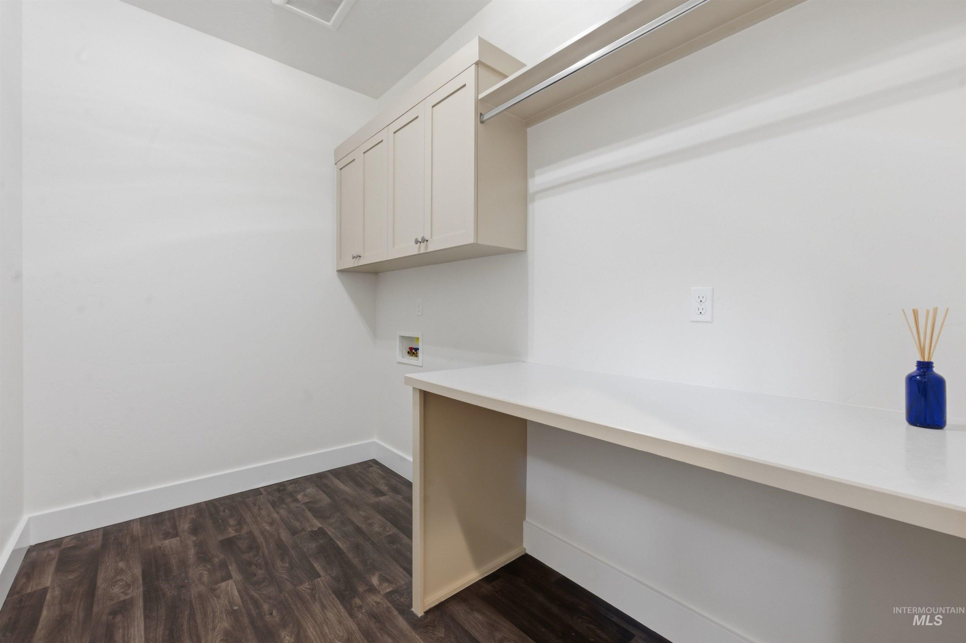 4265 S Leanato Avenue