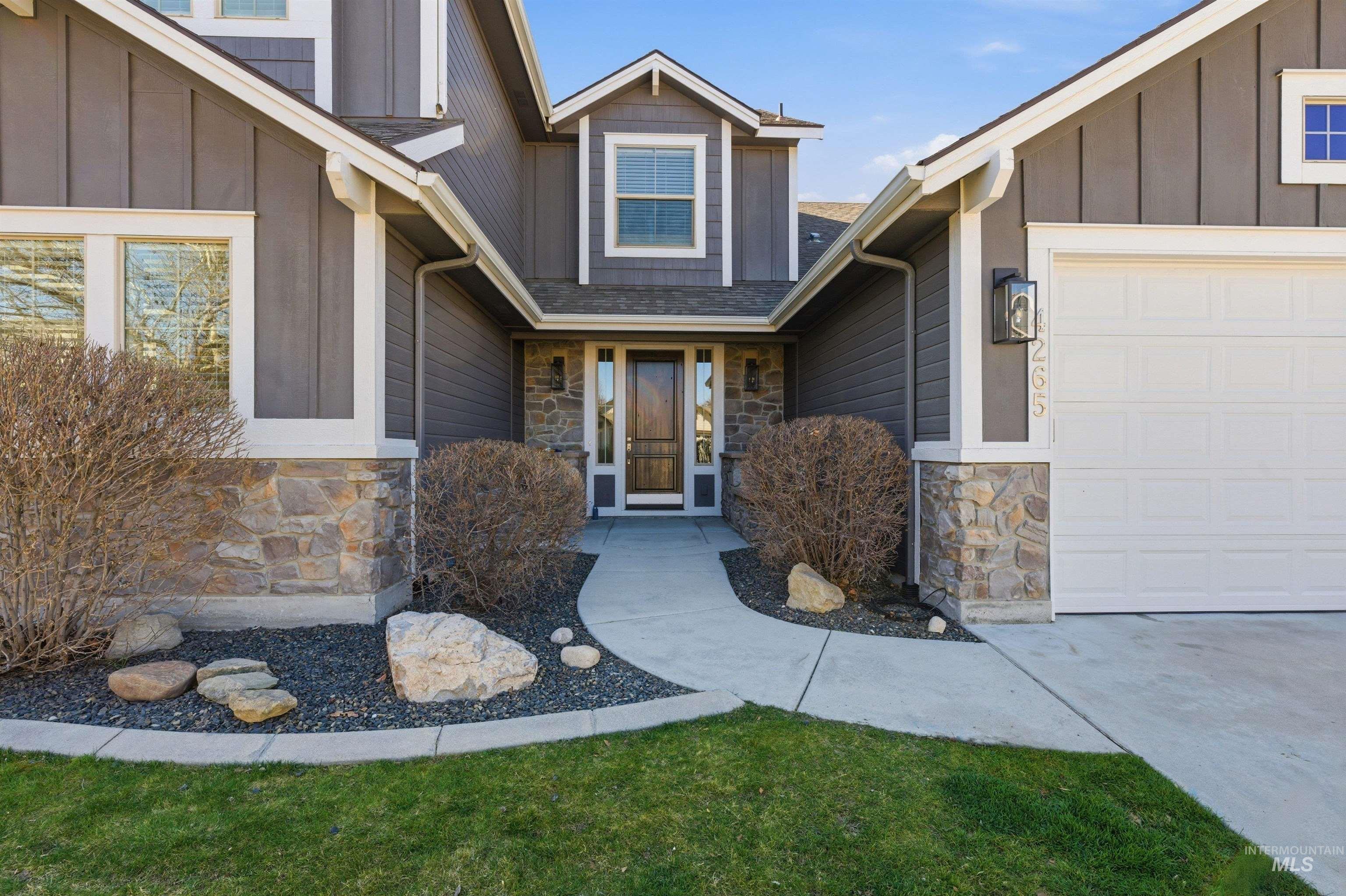 4265 S Leanato Avenue