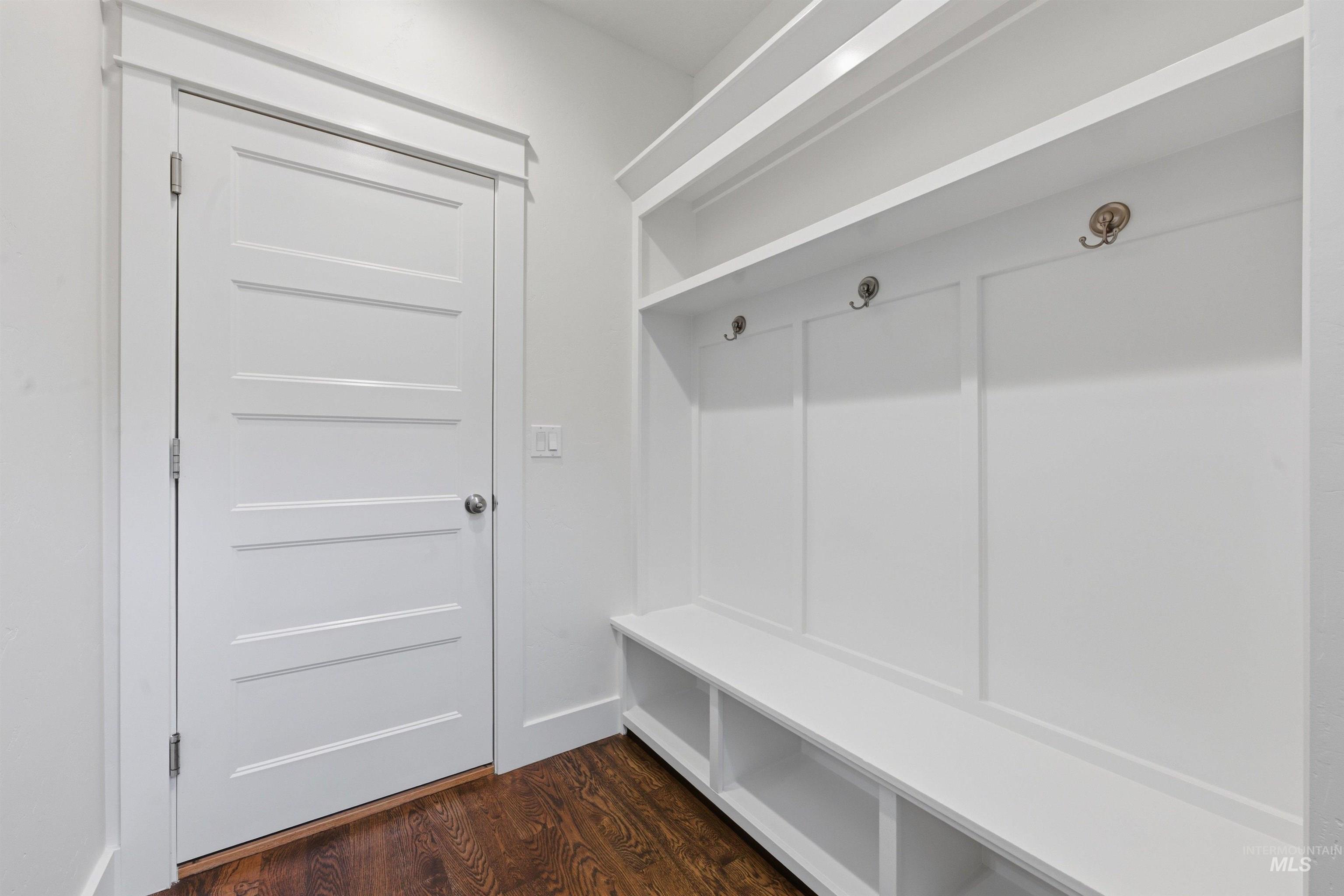 4265 S Leanato Avenue