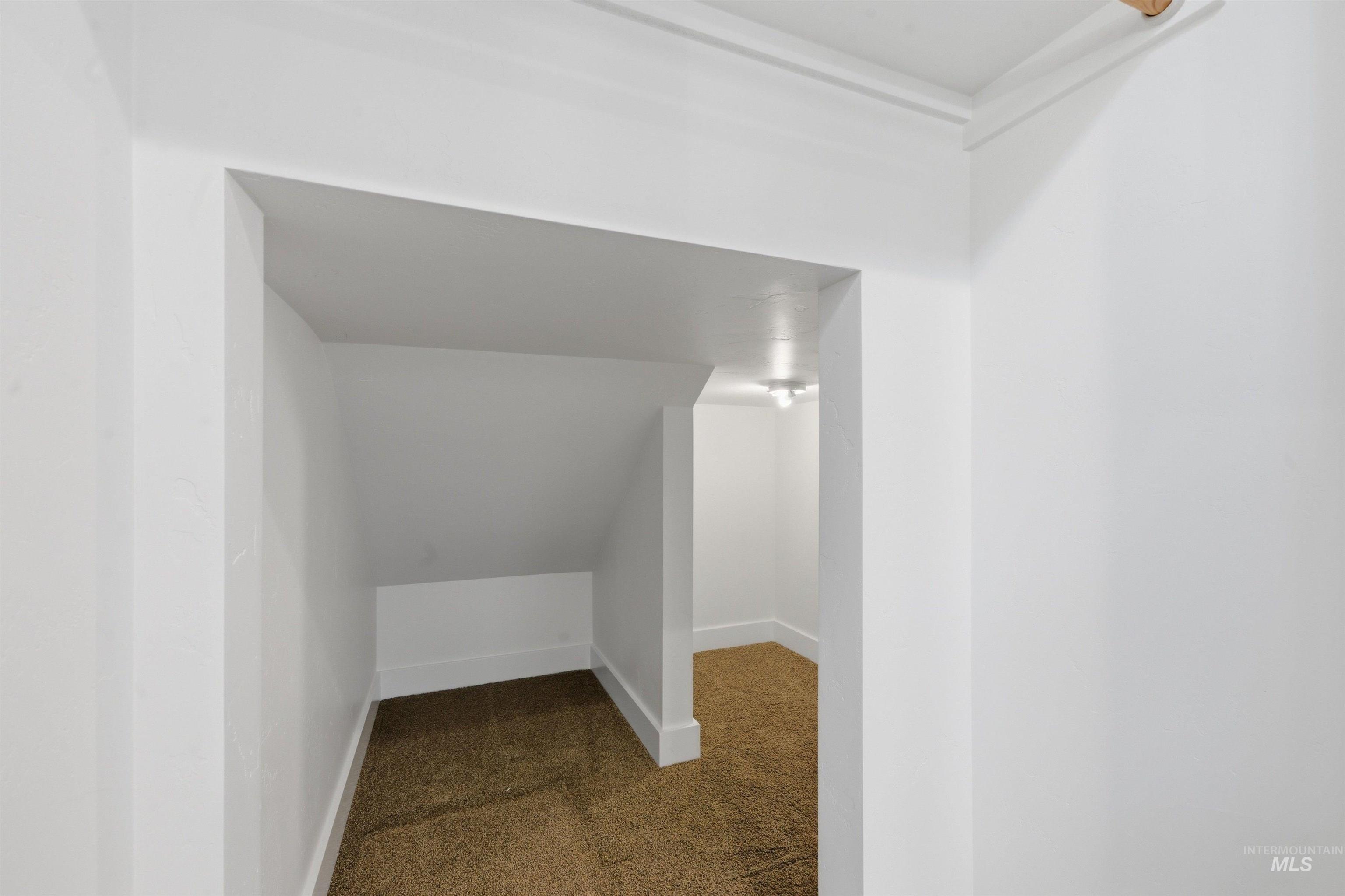 4265 S Leanato Avenue