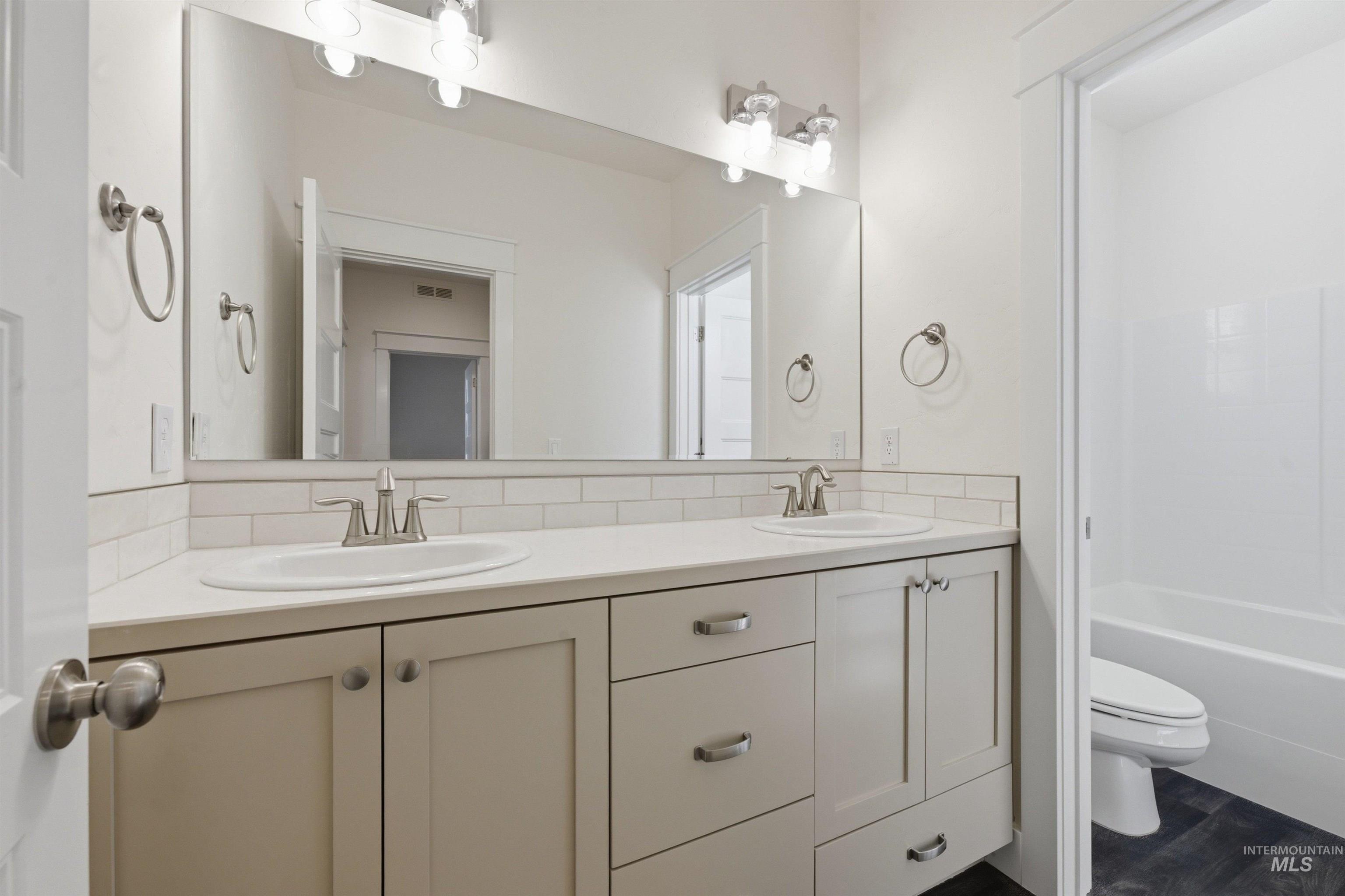 4265 S Leanato Avenue