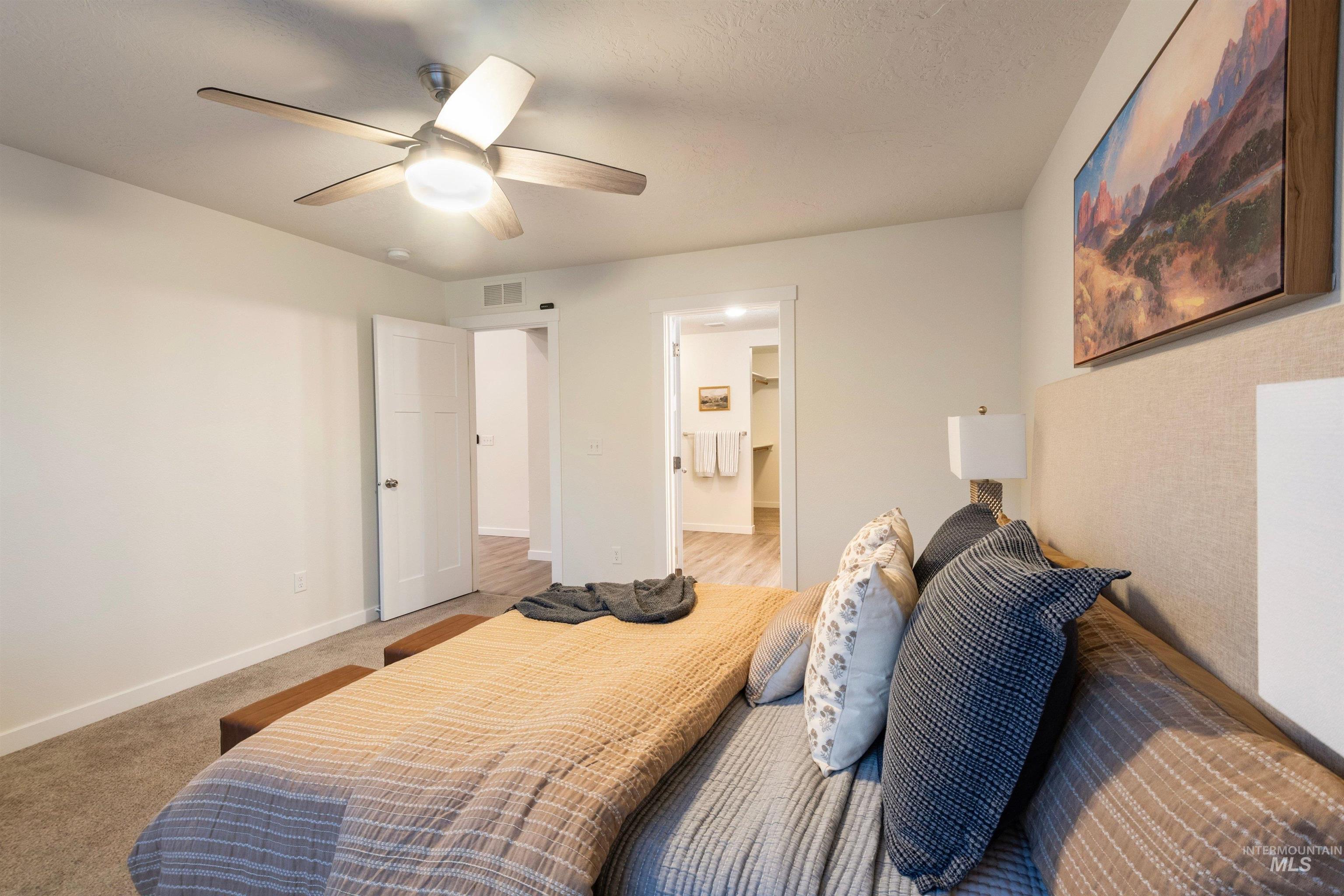 3534 S Avondale Avenue