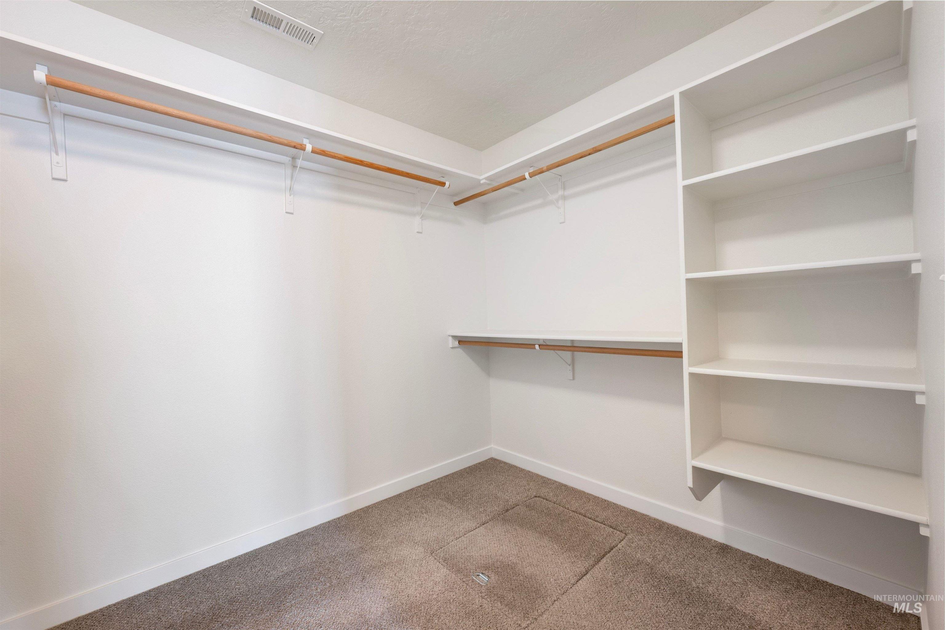 3534 S Avondale Avenue