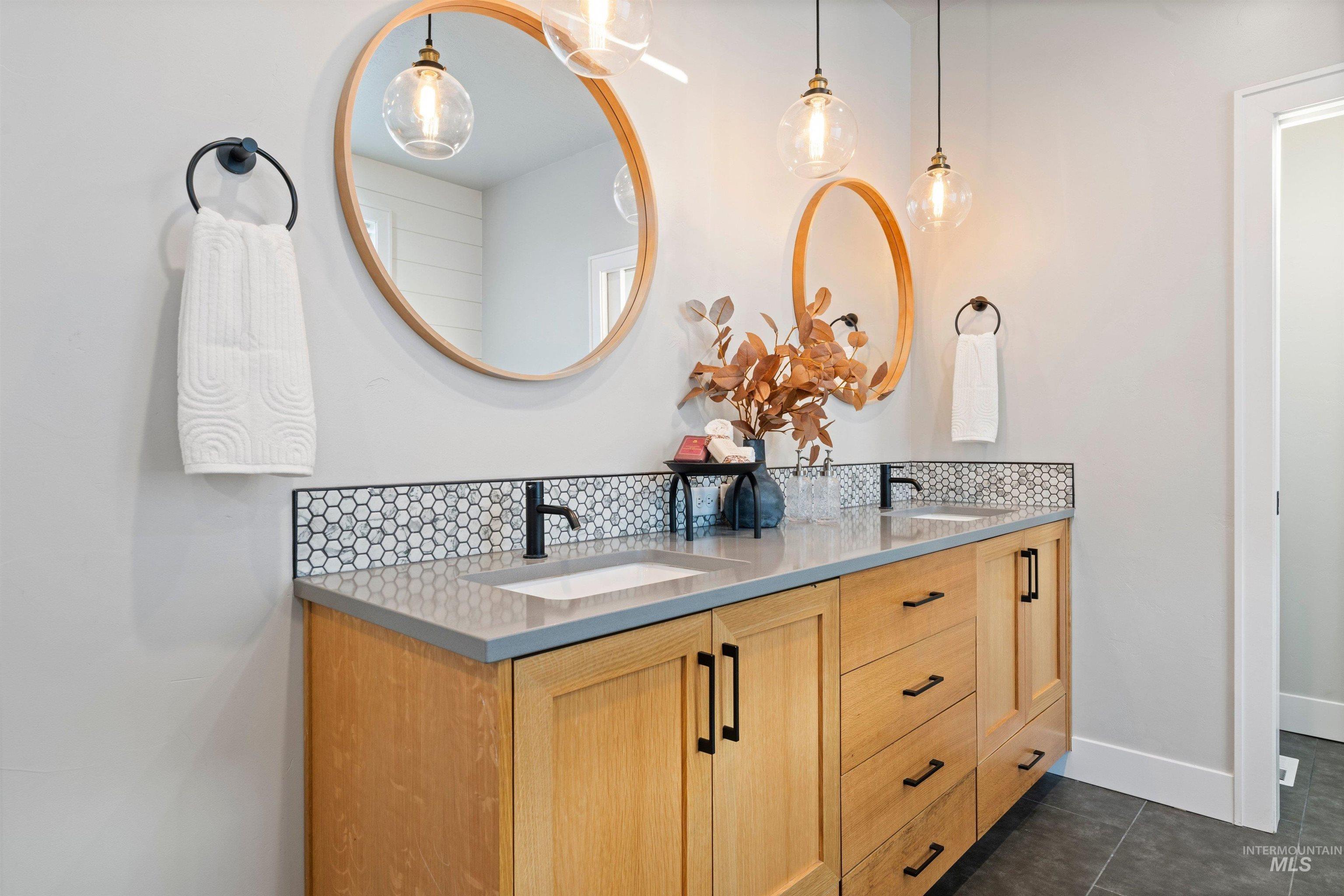 11784 W Sailing Hawk Drive