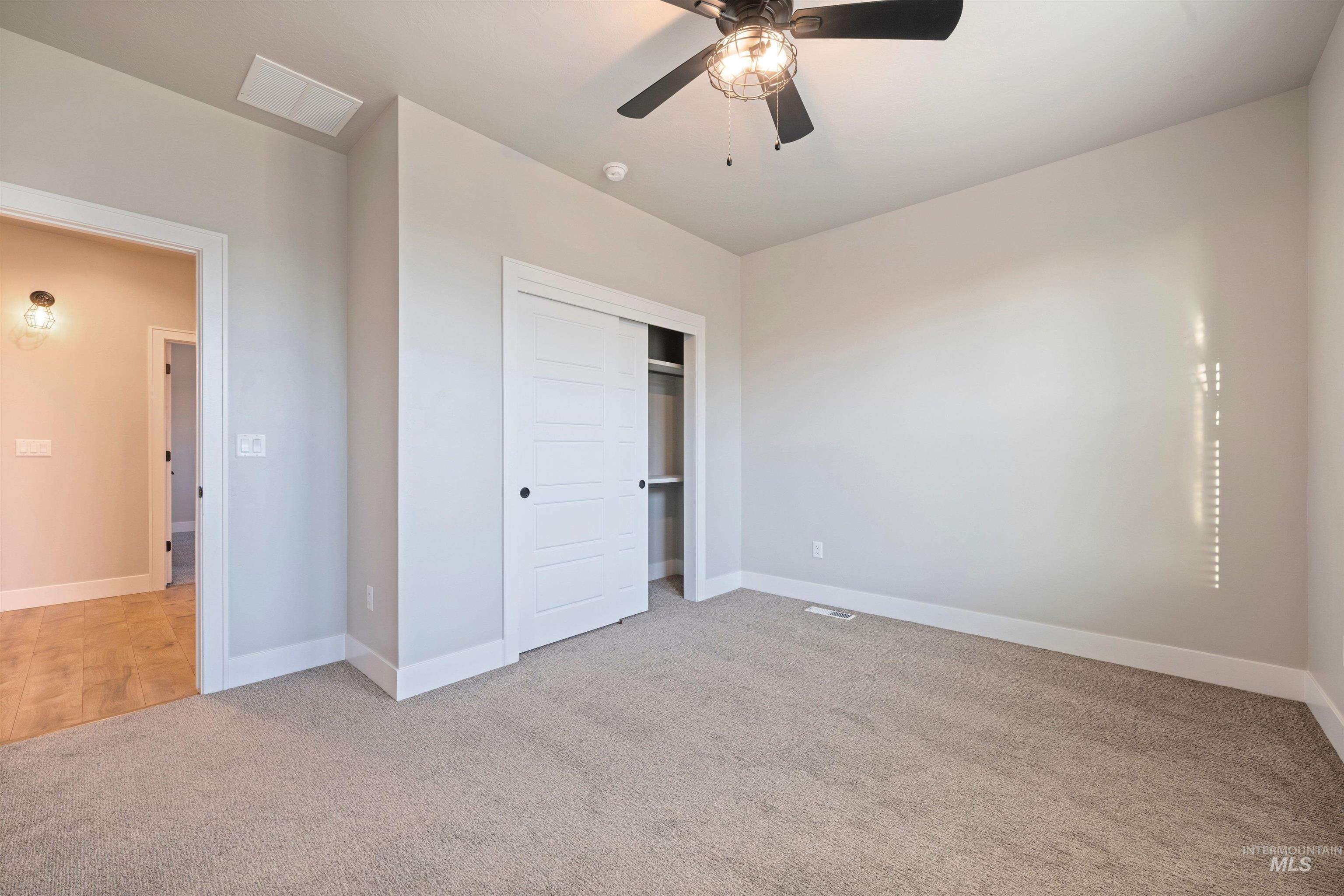 11784 W Sailing Hawk Drive