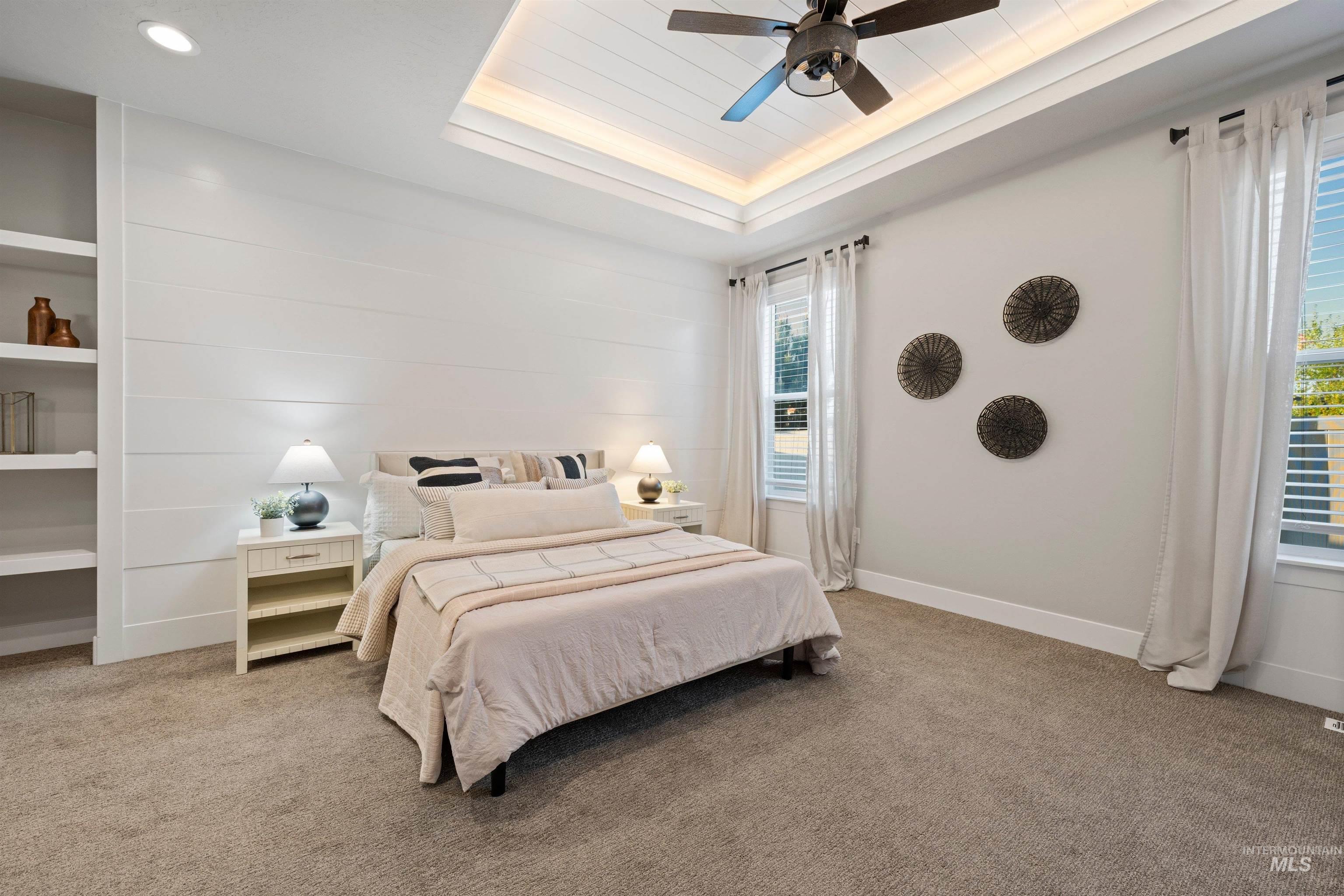 11784 W Sailing Hawk Drive