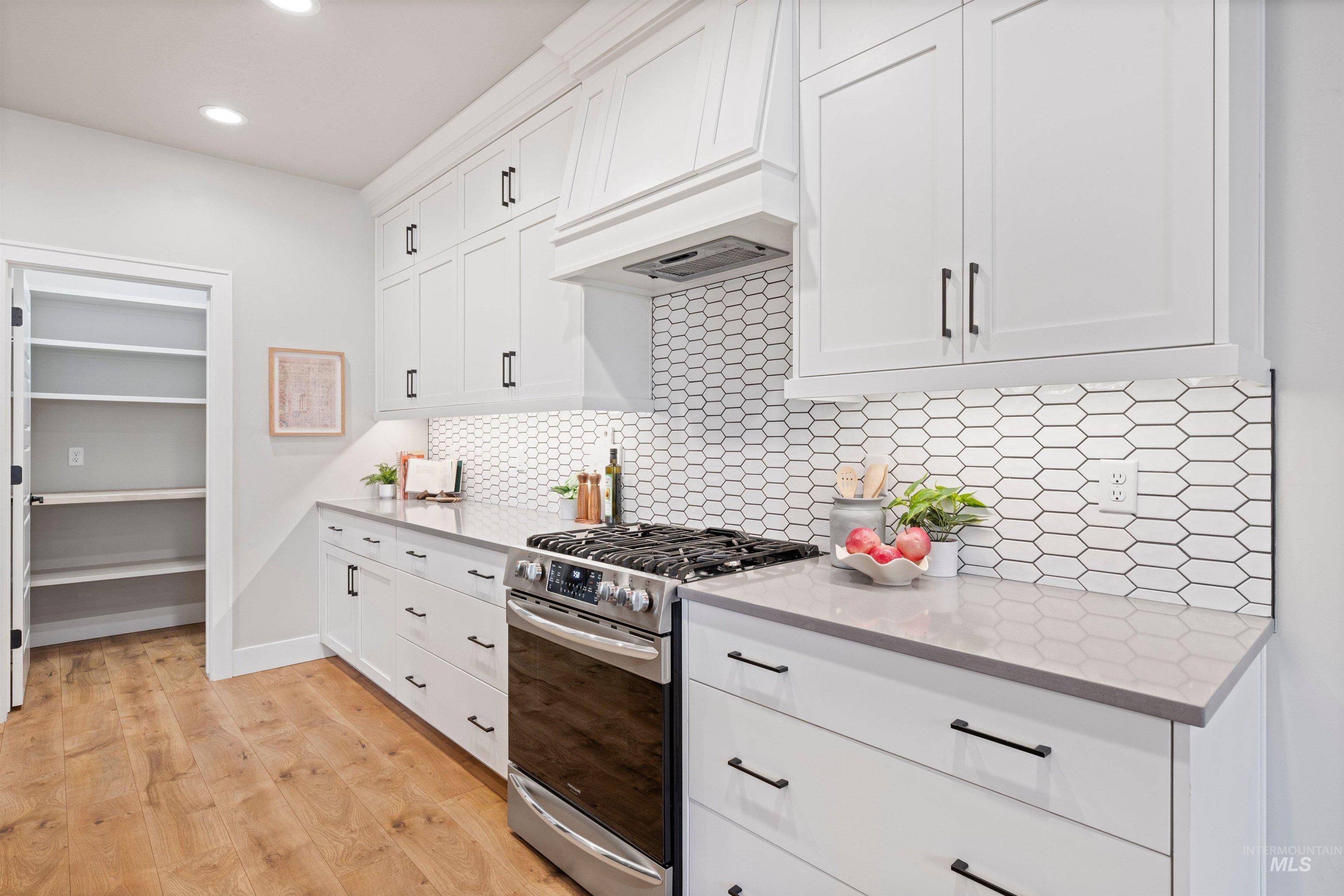 11784 W Sailing Hawk Drive